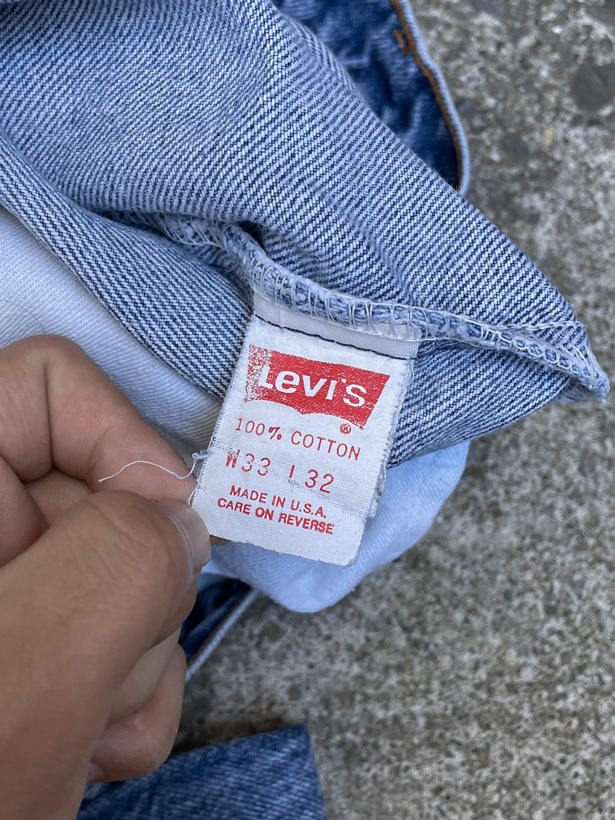 1990s Levi’s Faded Blue 505 (32X29)