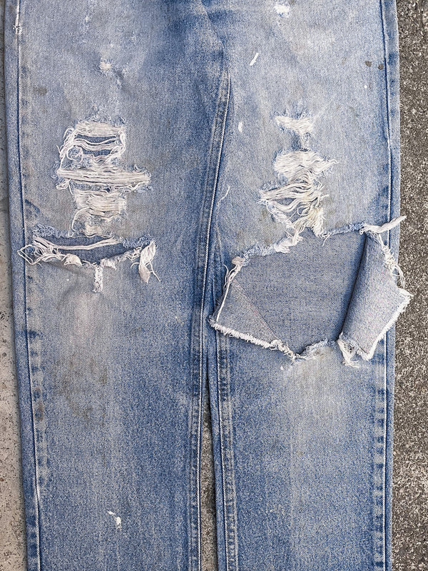 Carhartt B230 Distressed Faded Blue Denim (31X32)