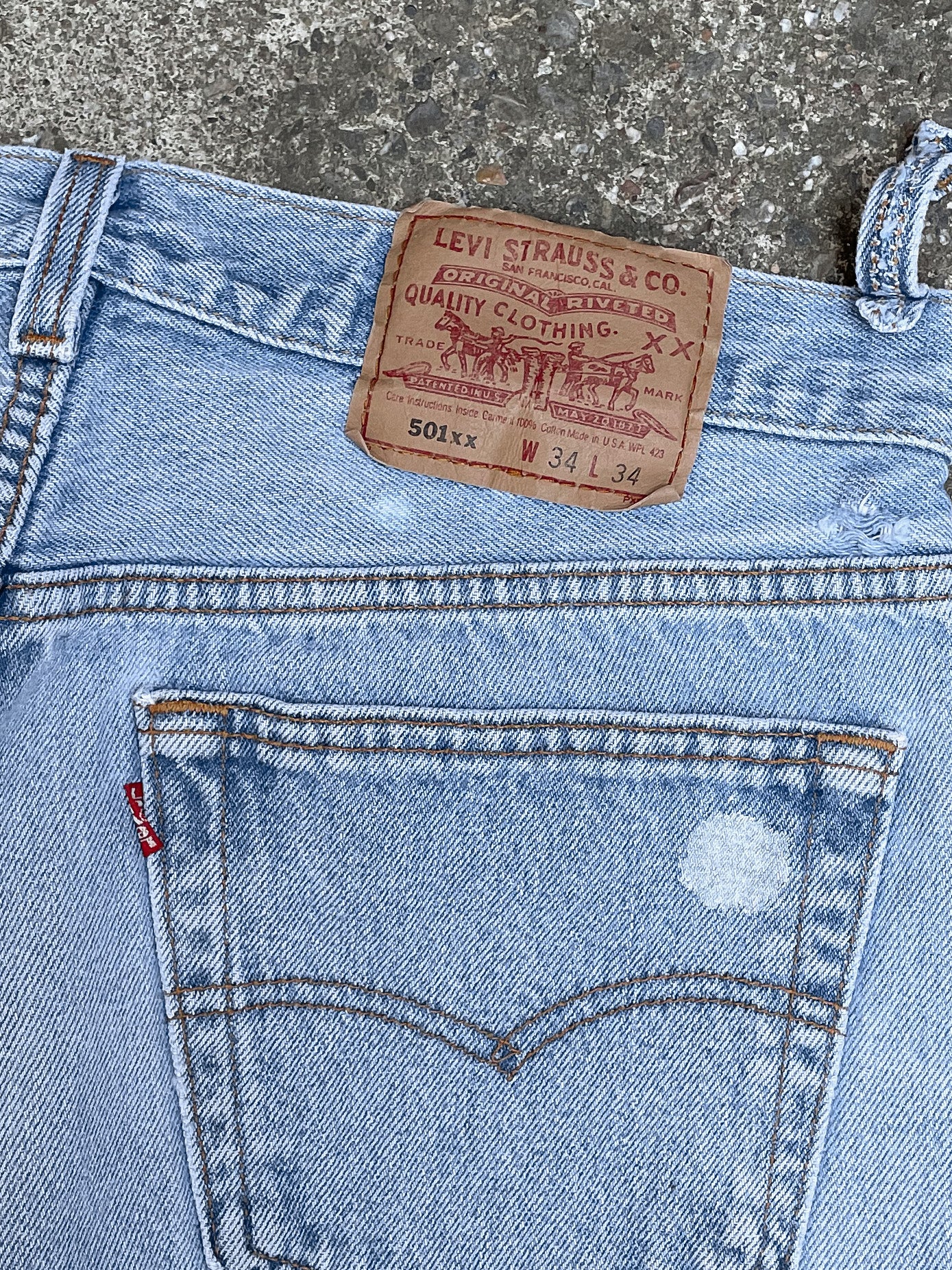 1990s Levi’s Faded Blue 501XX Released Hem (31X30)