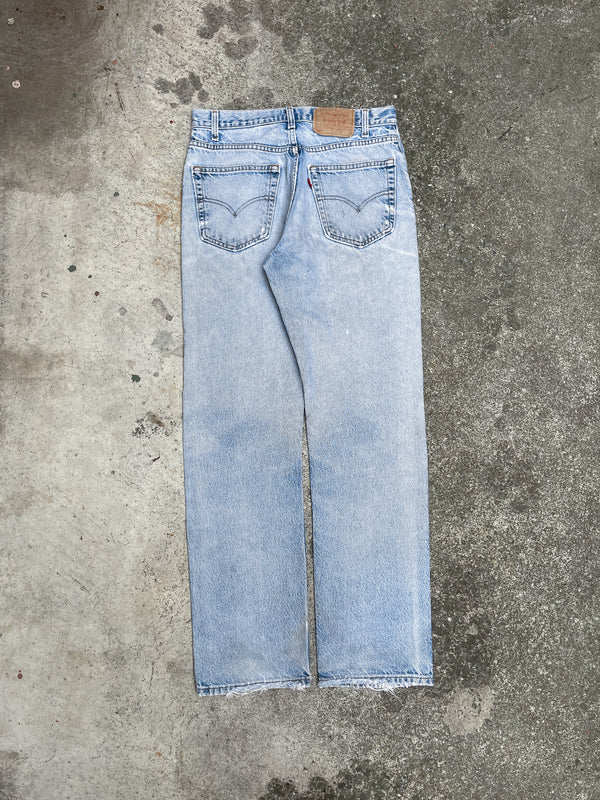 Vintage Levi’s Distressed Faded Blue 505 (30X31)