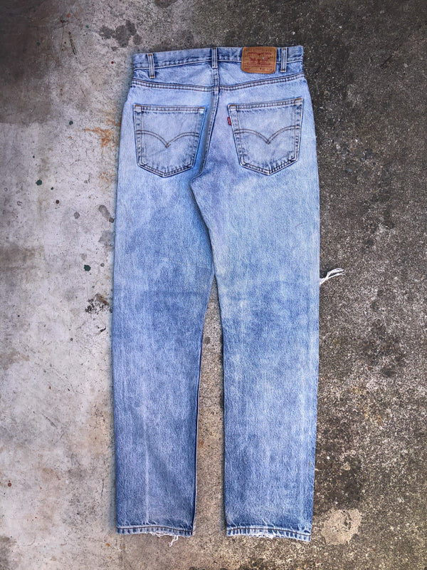 1990s Levis Distressed Faded Blue 505 (31X33)