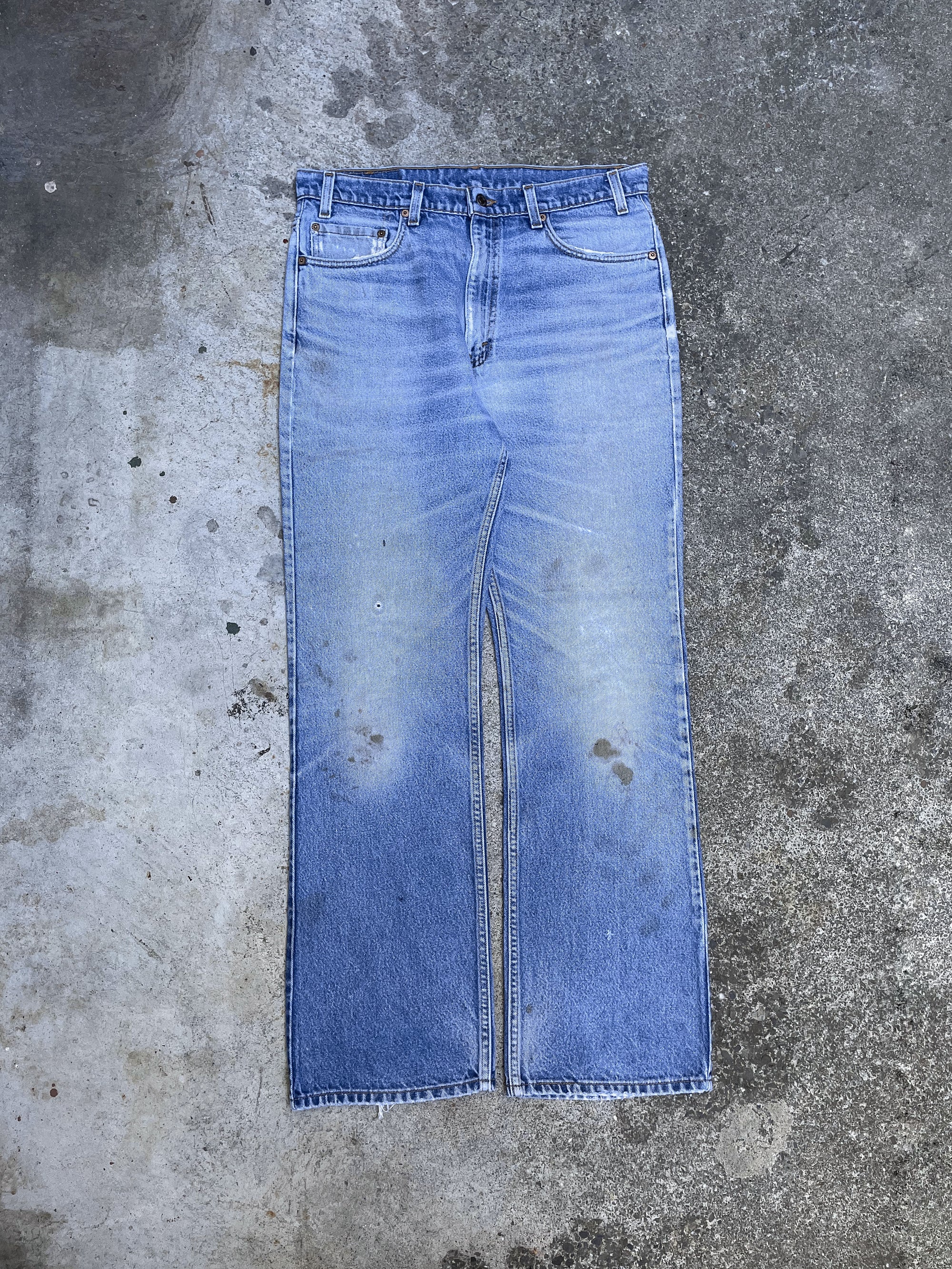 1990s Levi’s Faded Dirty Blue 517 (35X32)