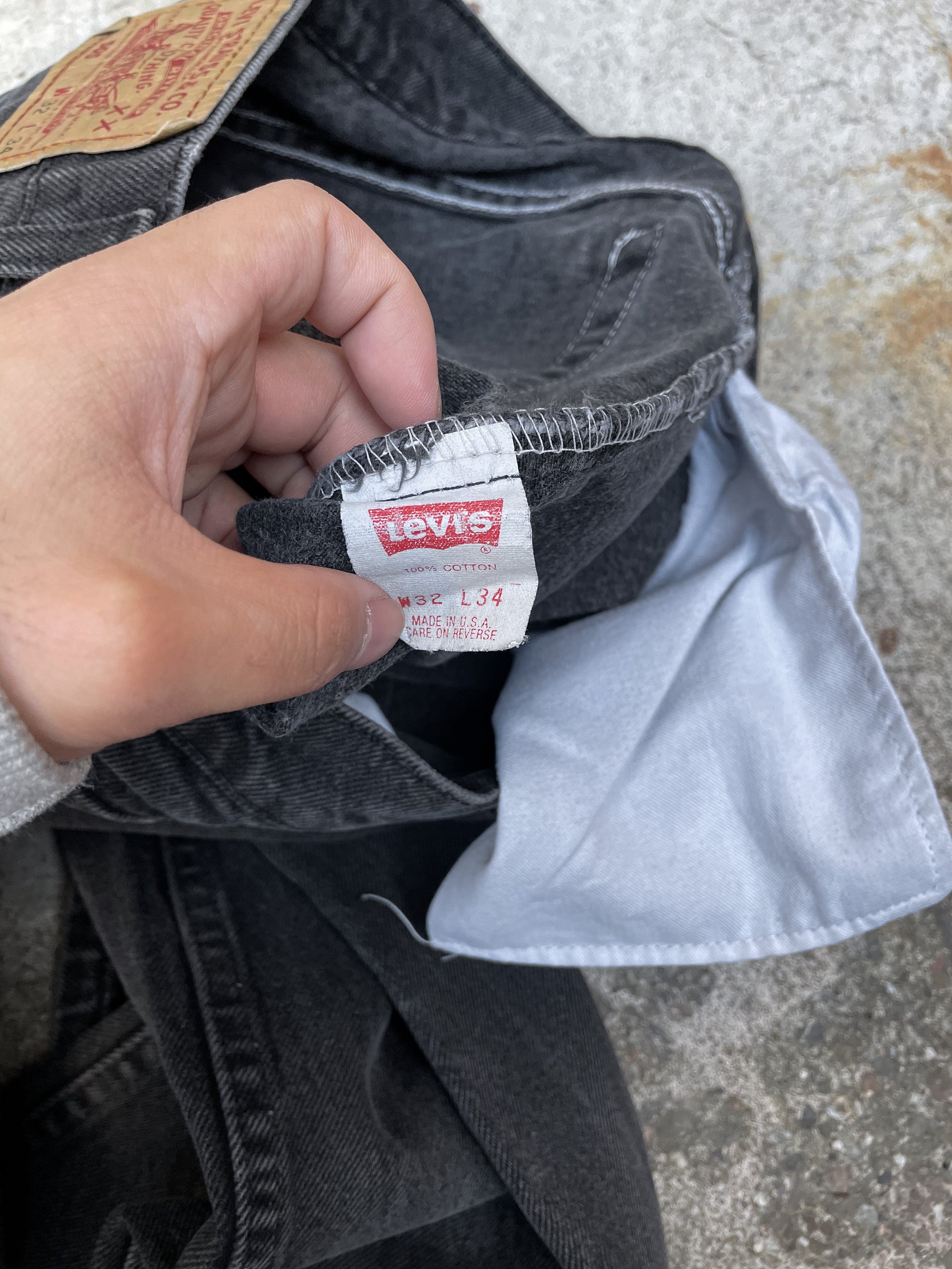 1990s Levi’s Faded Charcoal 505 (31X33)