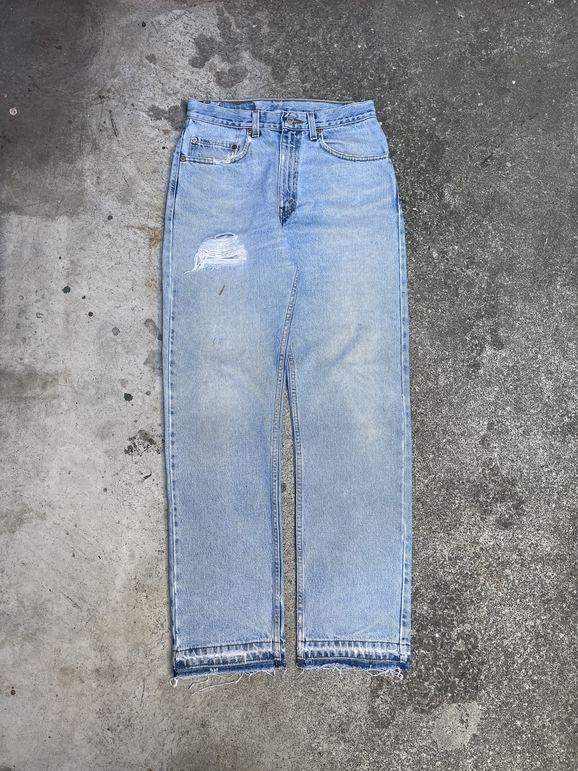 1990s Levis Distressed Faded Blue 505 Released Hem (29X31)