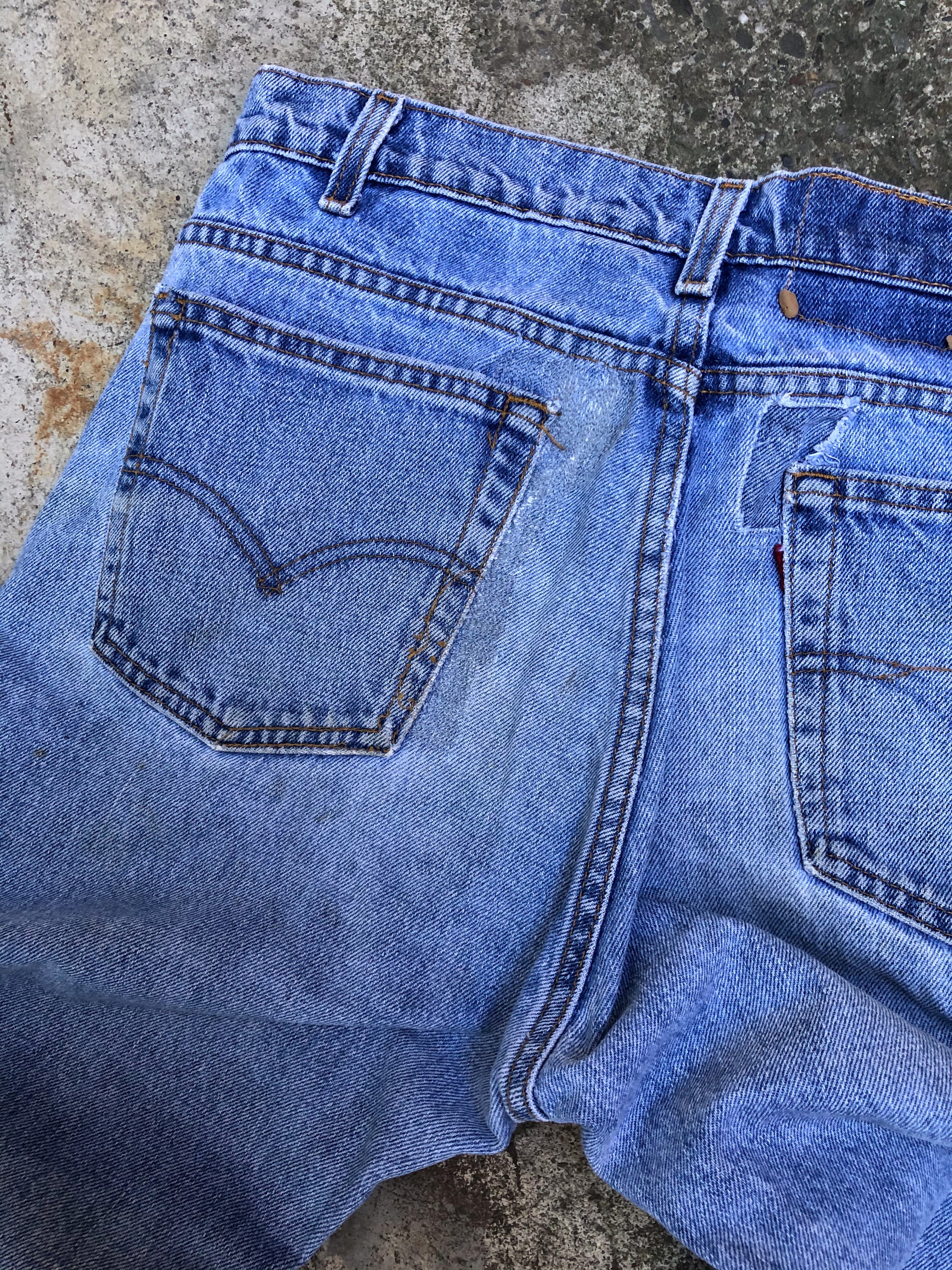 1990s Levis Repaired Faded Blue 505 (34X34)