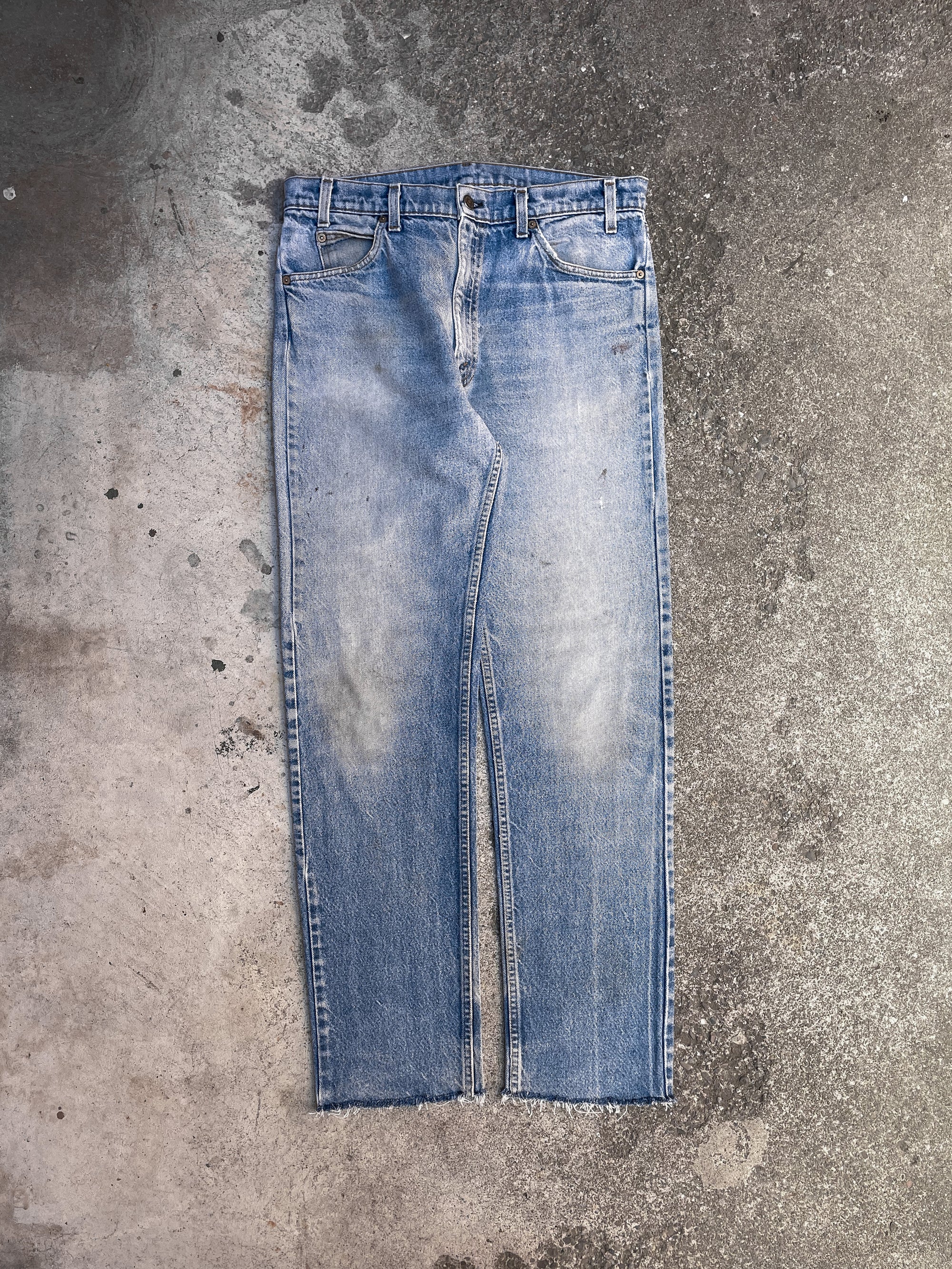 1980s Levi’s Faded Blue 505 Raw Hem (34X32)