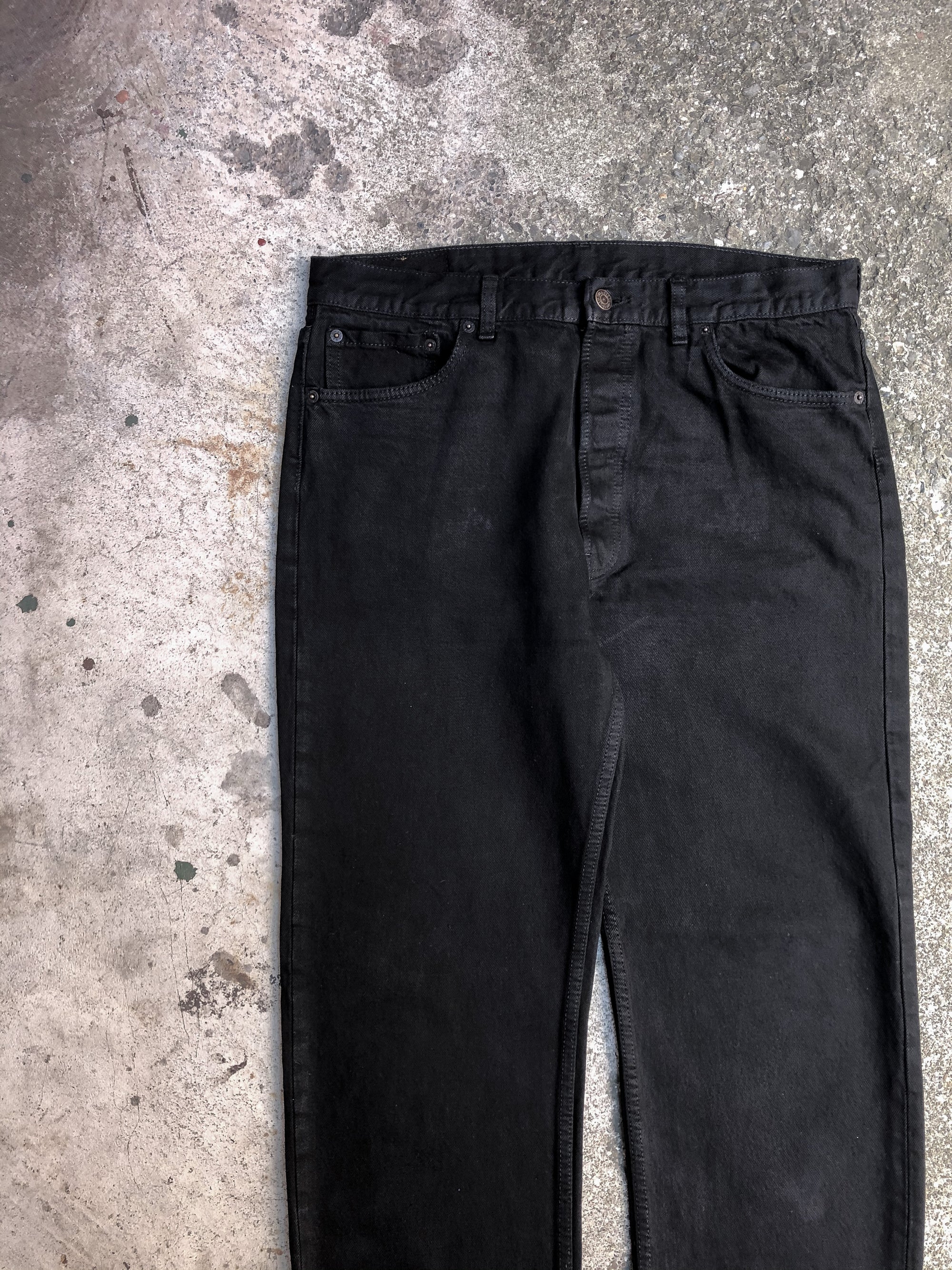 1990s Levis Black Overdye 501 Released Hem (34X31)