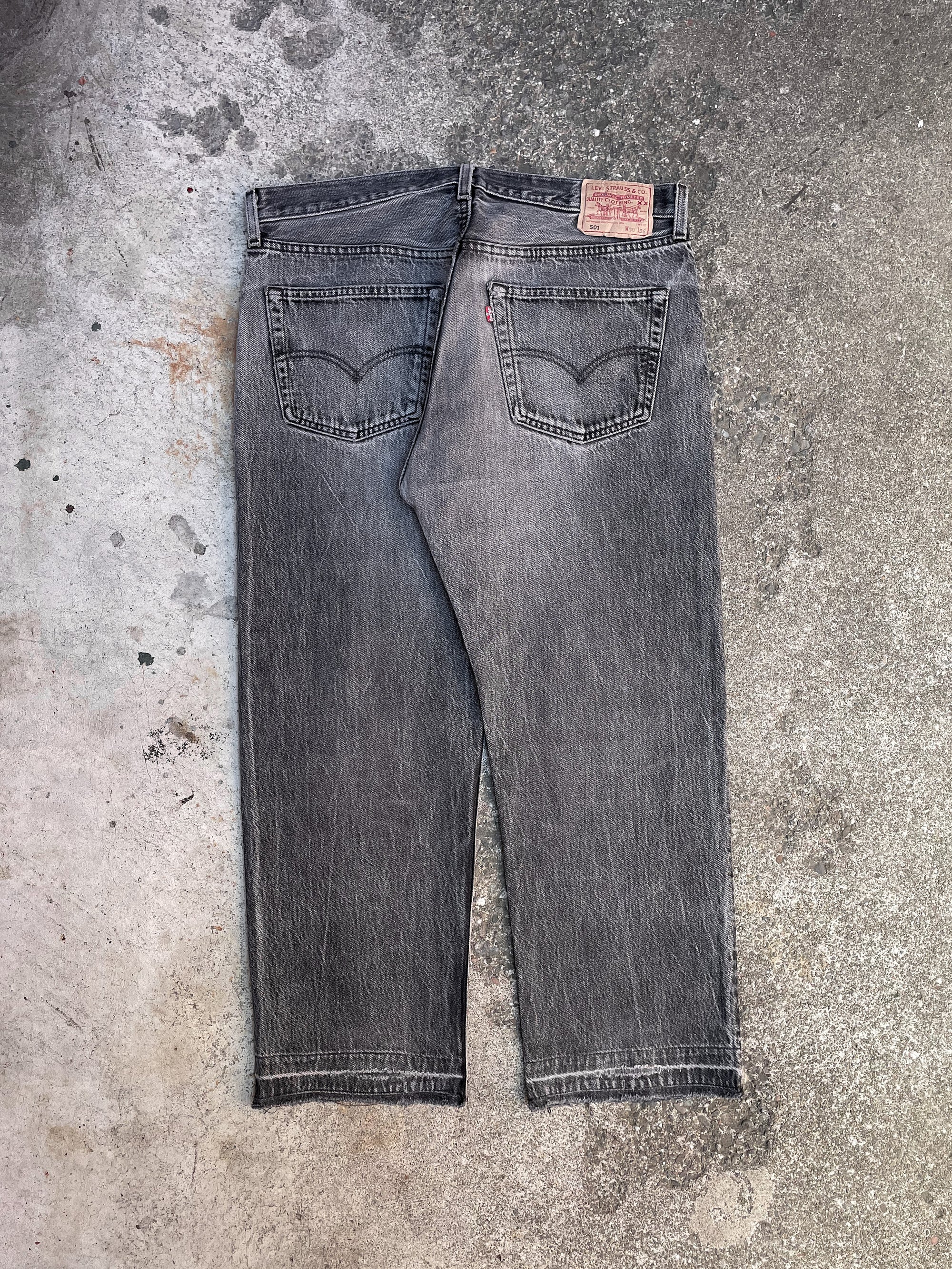 1990s Levi’s Faded Black 501 Released Hem (36X26)