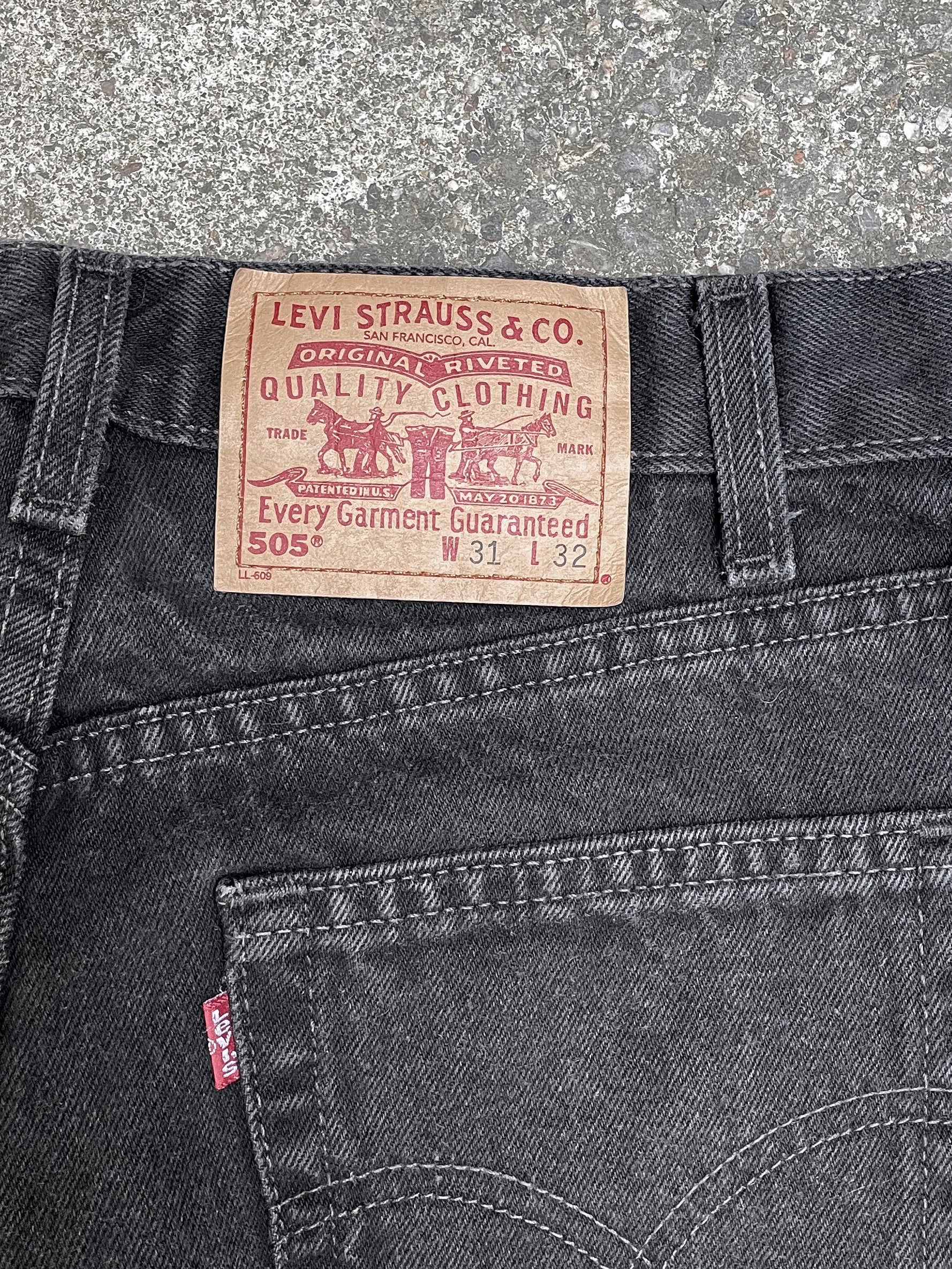 1990s Levi’s Black 505 Released Hem (28X32)