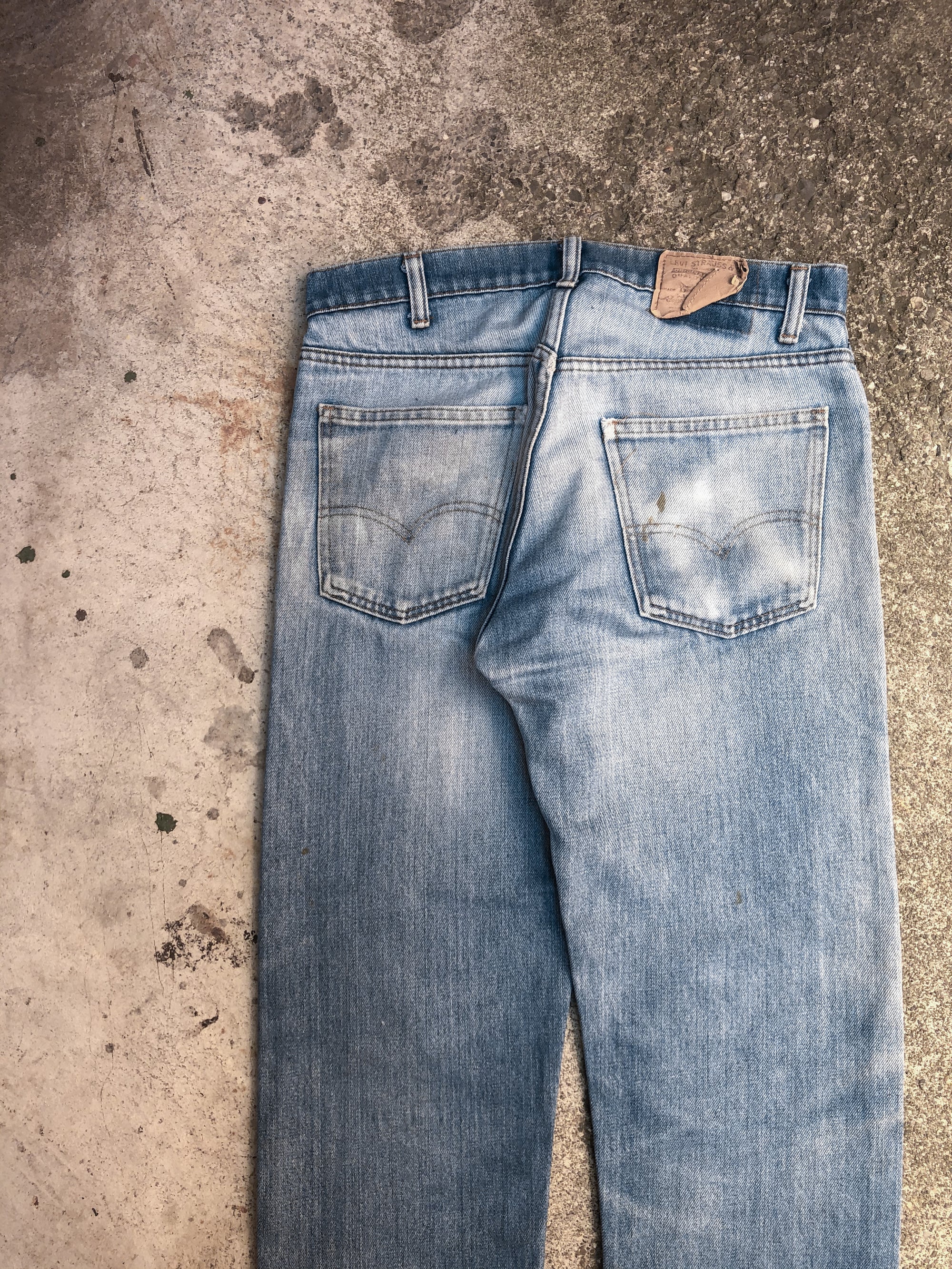 1970s Levis Dirty Faded Blue 505 (32X28)