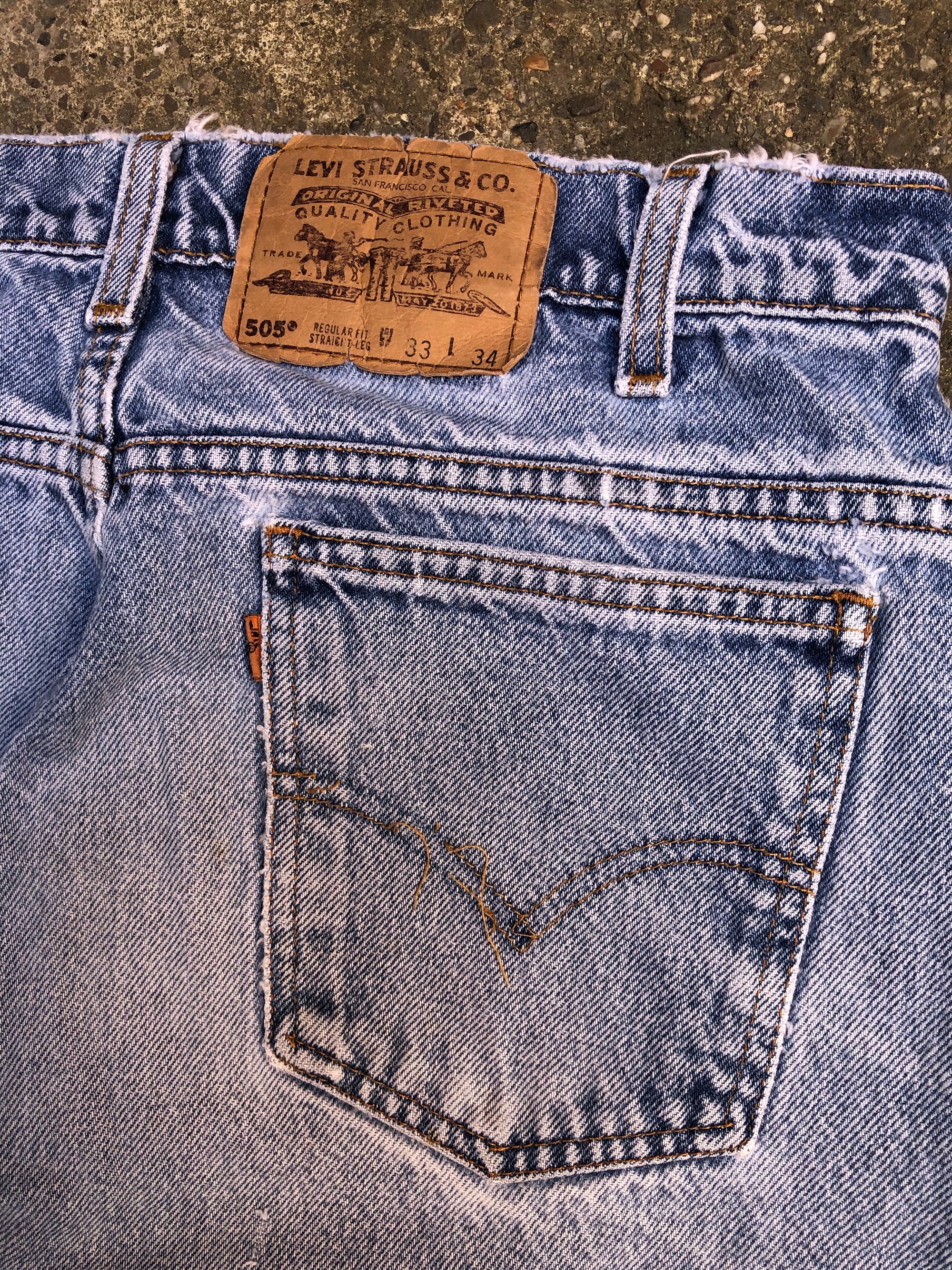 1990s Orange Tab Levis 505 Faded Blue (31X33)