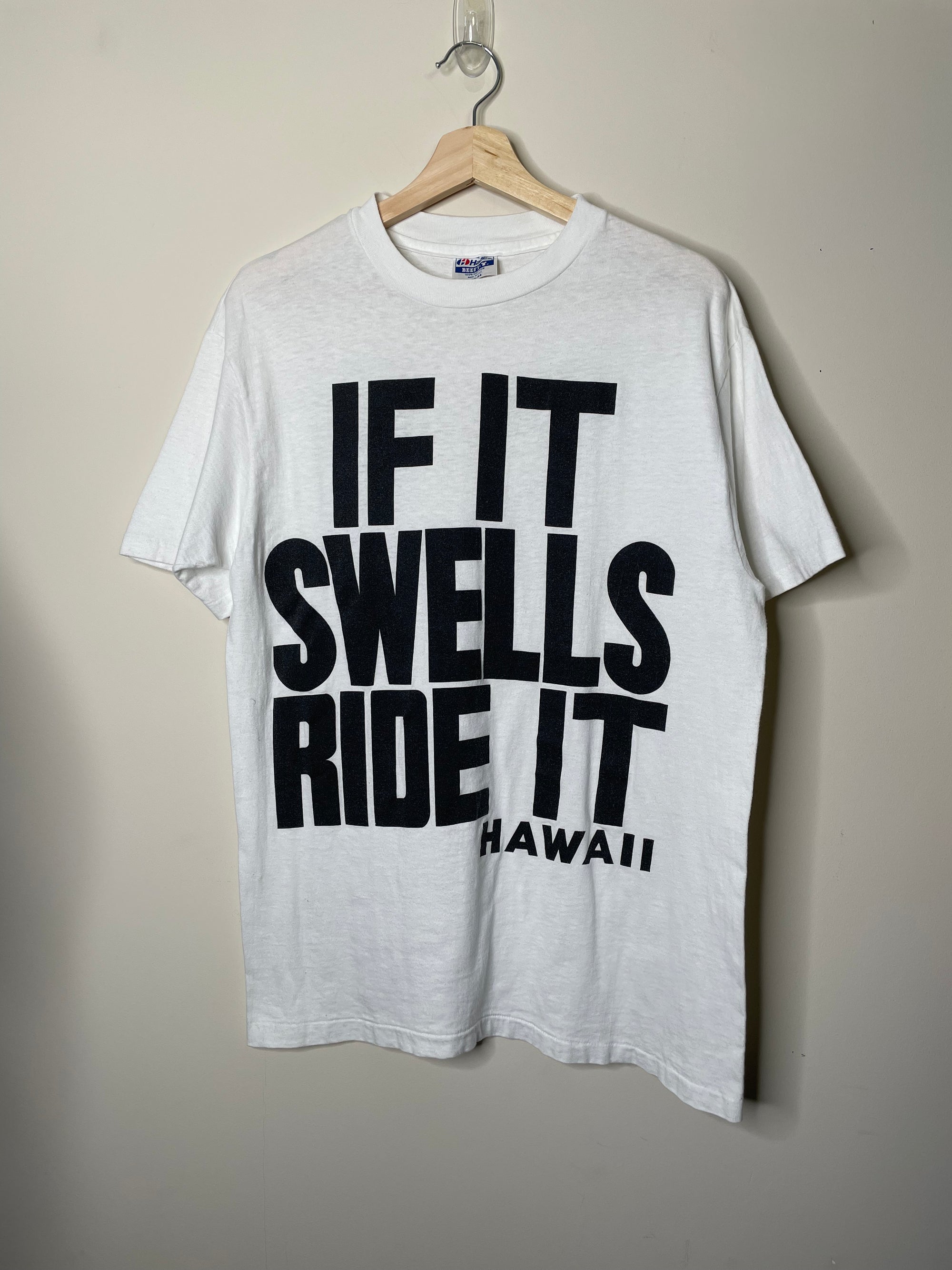 1990s “If It Swells Ride It” Single Stitched Hanes Beefy Tee (M)