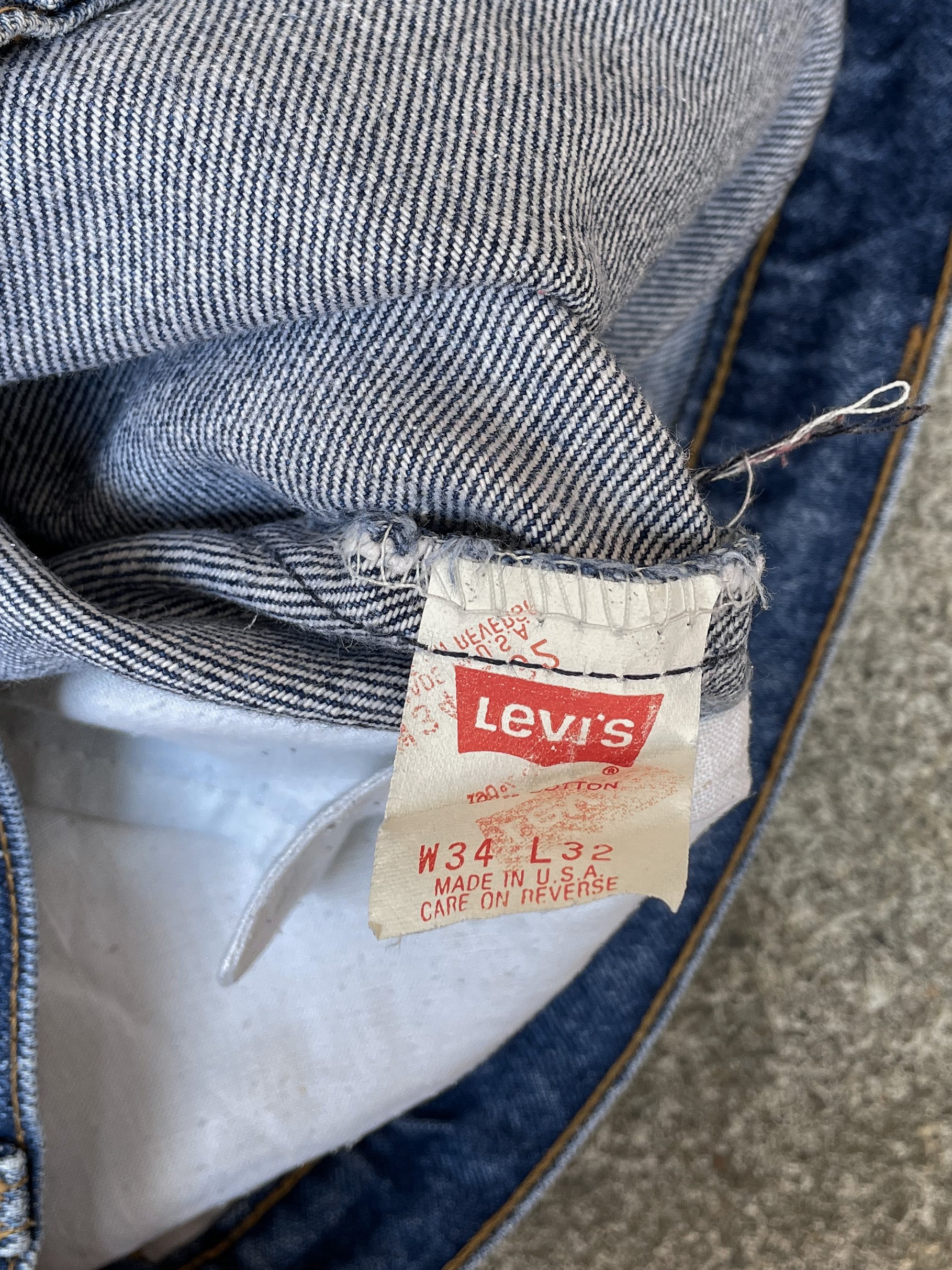 1990s Levi’s Blue 517 Raw Hem (32X28)