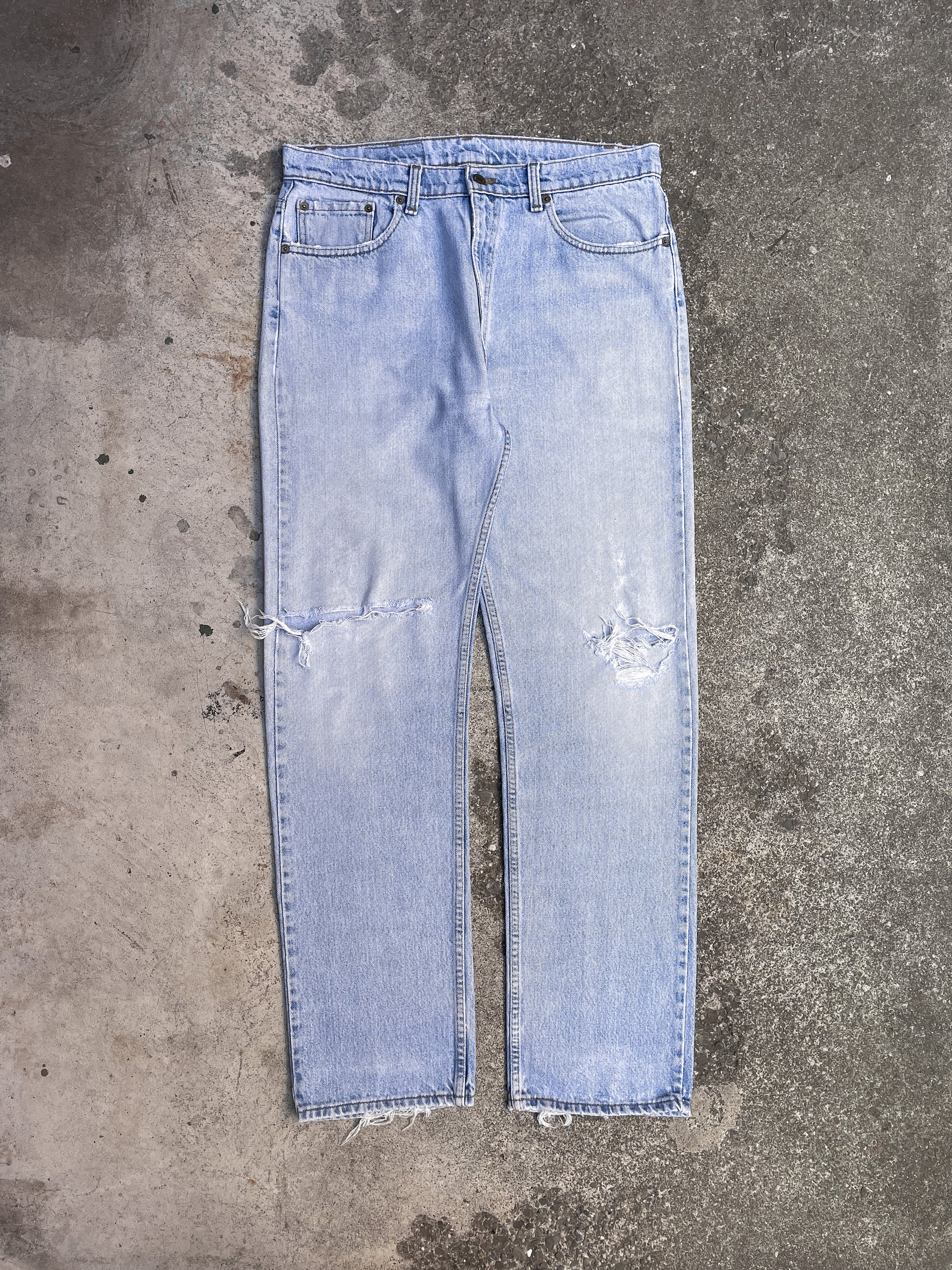 1990s Levi’s Distressed Faded Blue 505 (36X33)