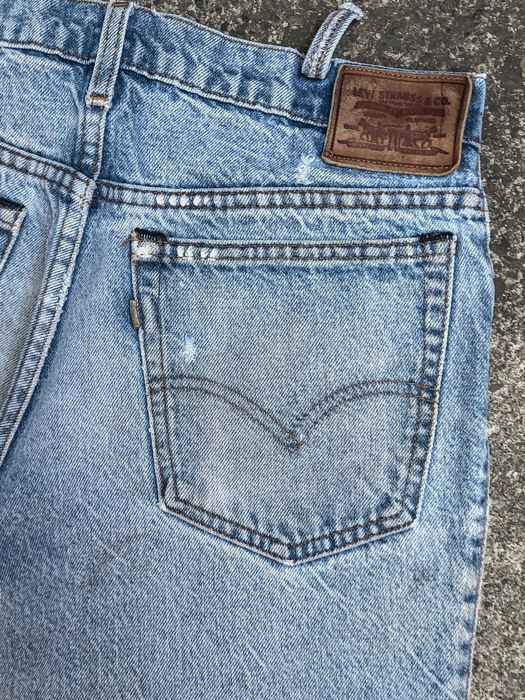 1970s Levis Painted Faded Blue Talon Zip 549 (31X31)