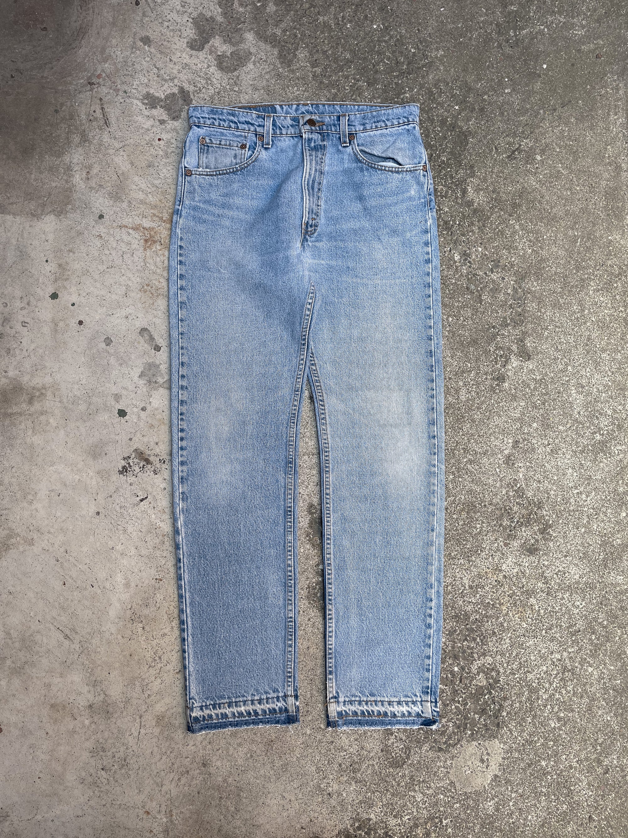 1990s Levi’s Faded Blue 505 Released Hem (33X31)