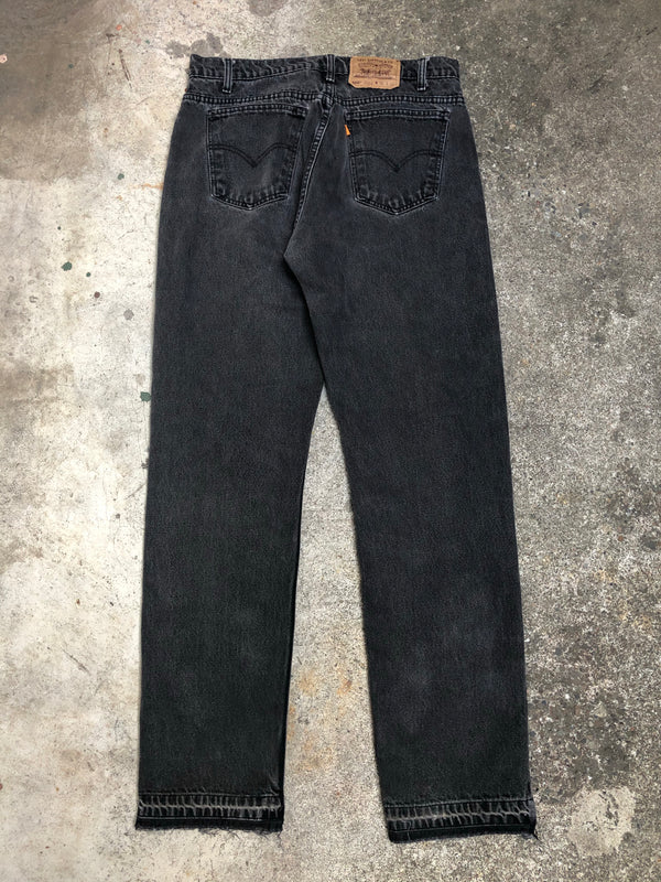 1990s Orange Tab Levis Faded Black 505 Released Hem (34X32)