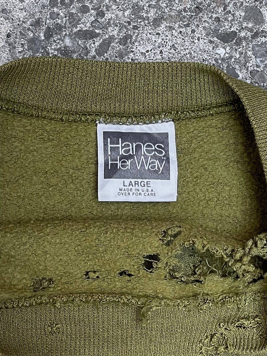 1980s Distressed Faded Green Blank Raglan Sweatshirt