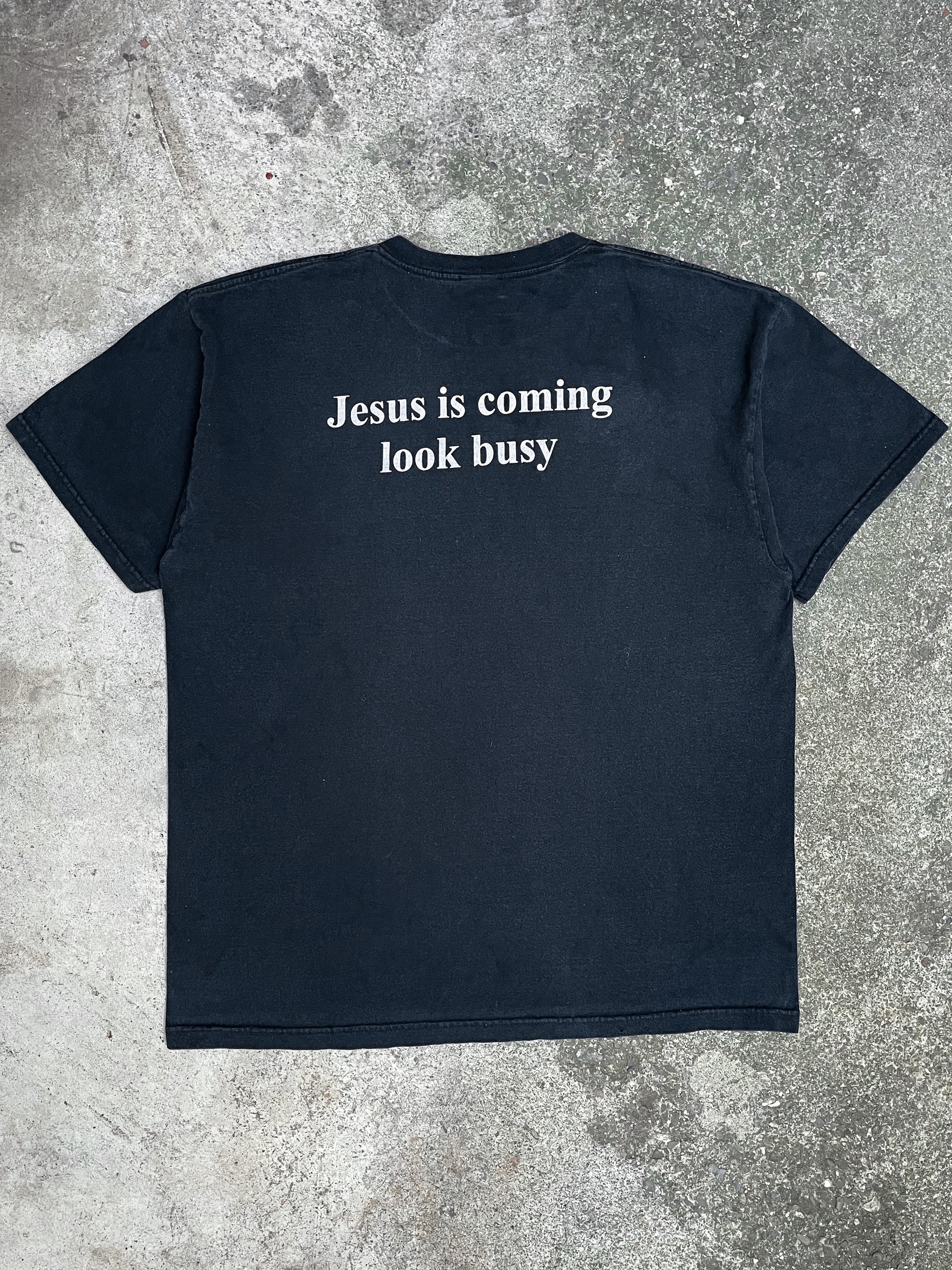 2000s “Jesus Is Coming Look Busy” Tee (XL)