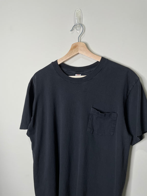 1990s Faded Black Blank Single Stitched Pocket Tee (M)