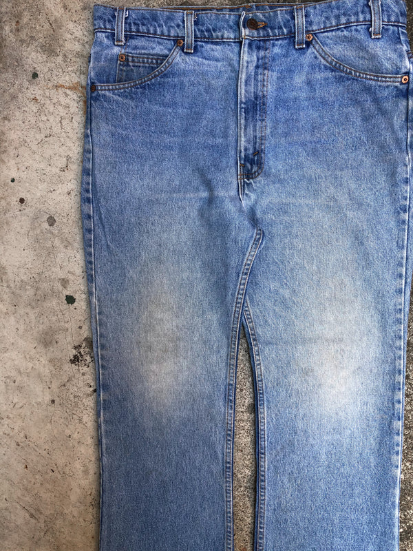 1990s Orange Tab Levis Faded Blue 517 (35X27)