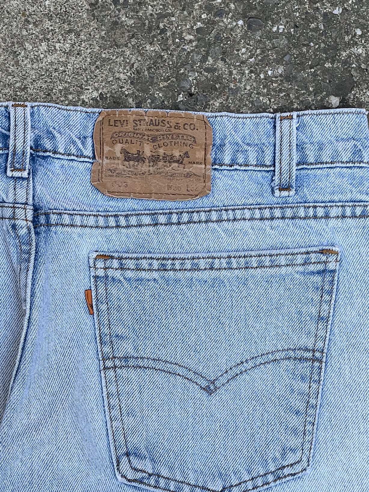 1980s Orange Tab Levi’s Faded Blue 505 Released Hem (34X31)