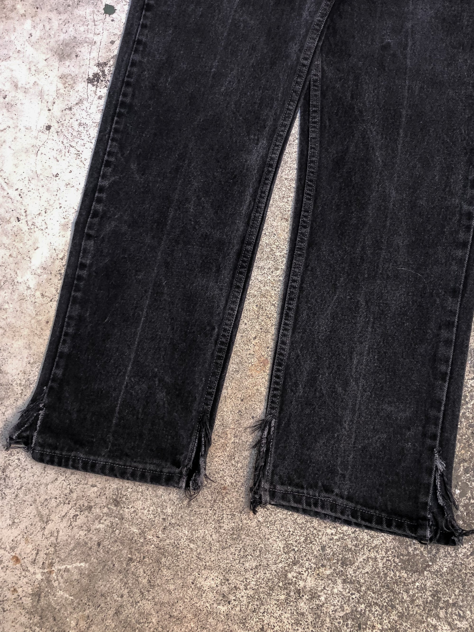 1990s Levis Faded Black 505 Split Hem (34X29)