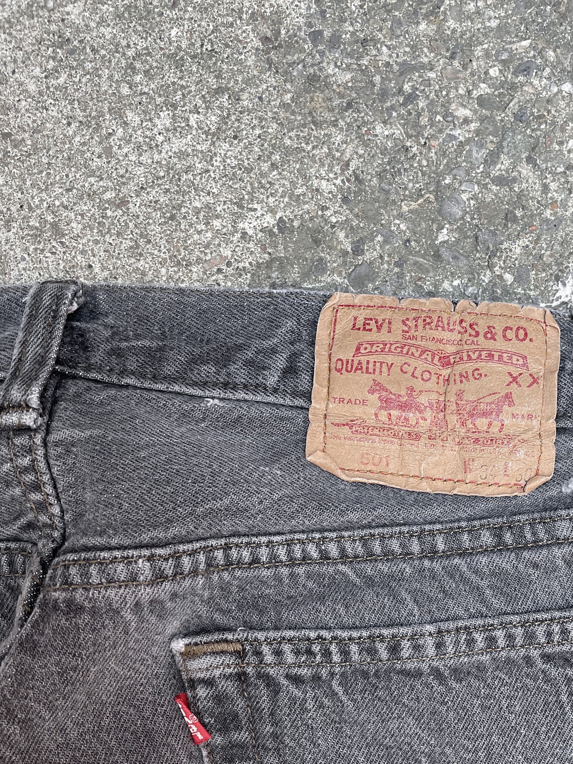 1980s/90s Levis Faded Grey 501 Released Hem (31X29)