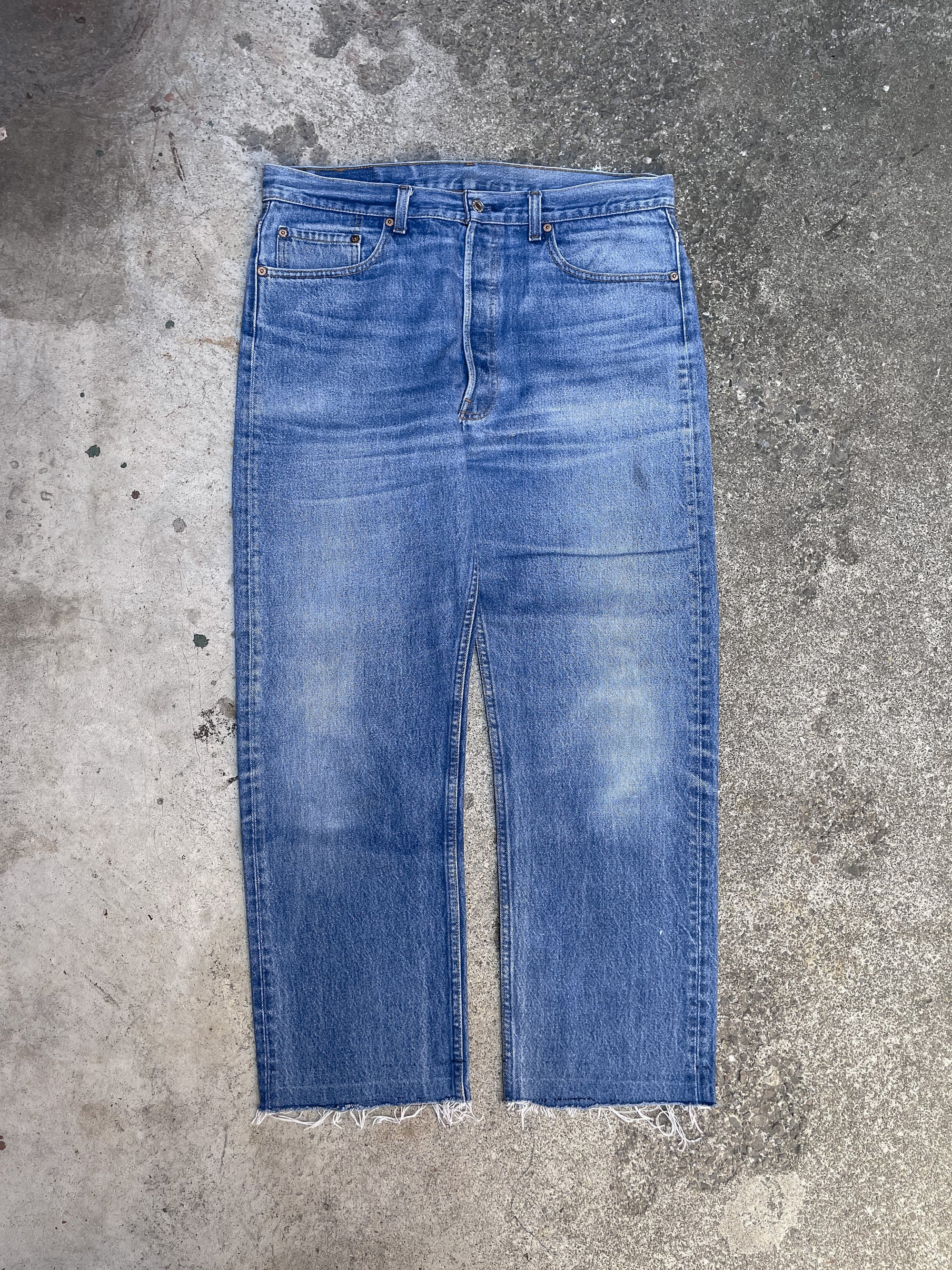 1990s Levi’s Faded Blue 501XX Raw Hem (36X28)