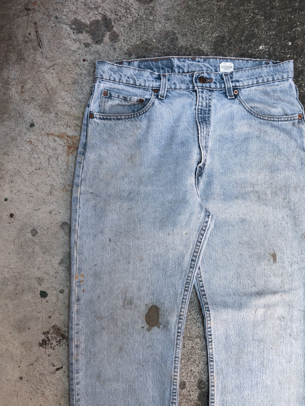 1990s Levis Dirty Faded Stonewash Blue 505 Released Hem (32X30)