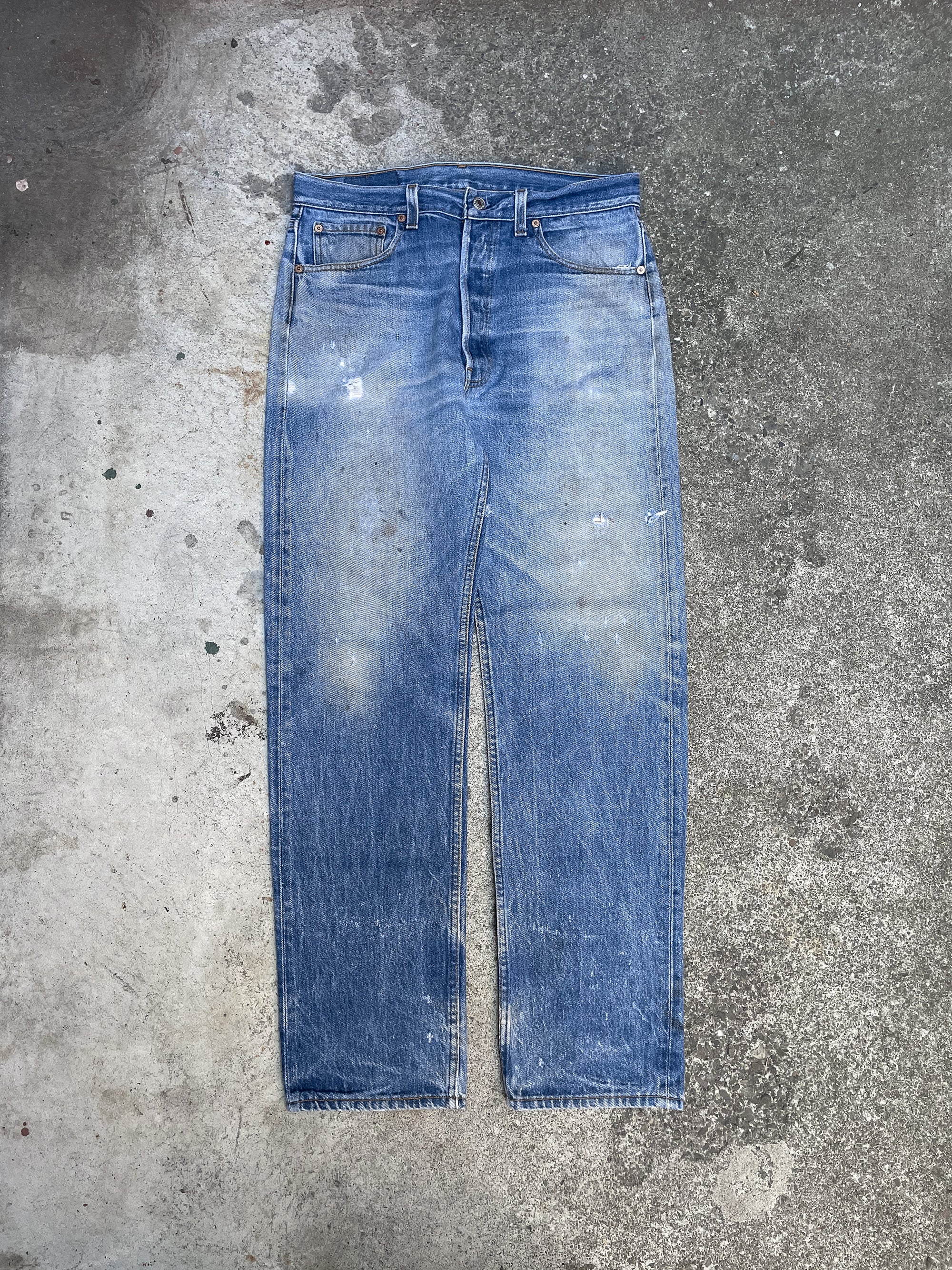 1990s Levis Faded Worn In Blue 501XX (33X31)