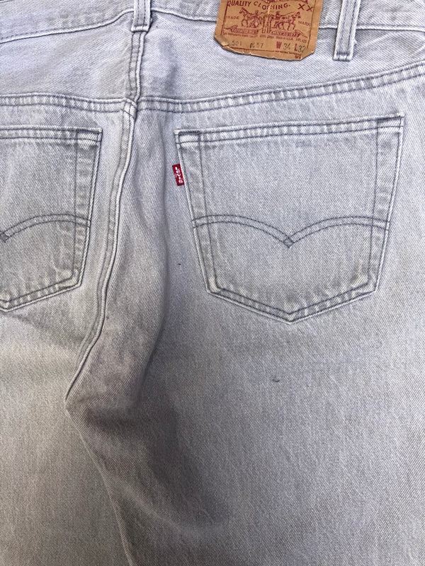 1990s Levis Warm Grey 501 (32X28)