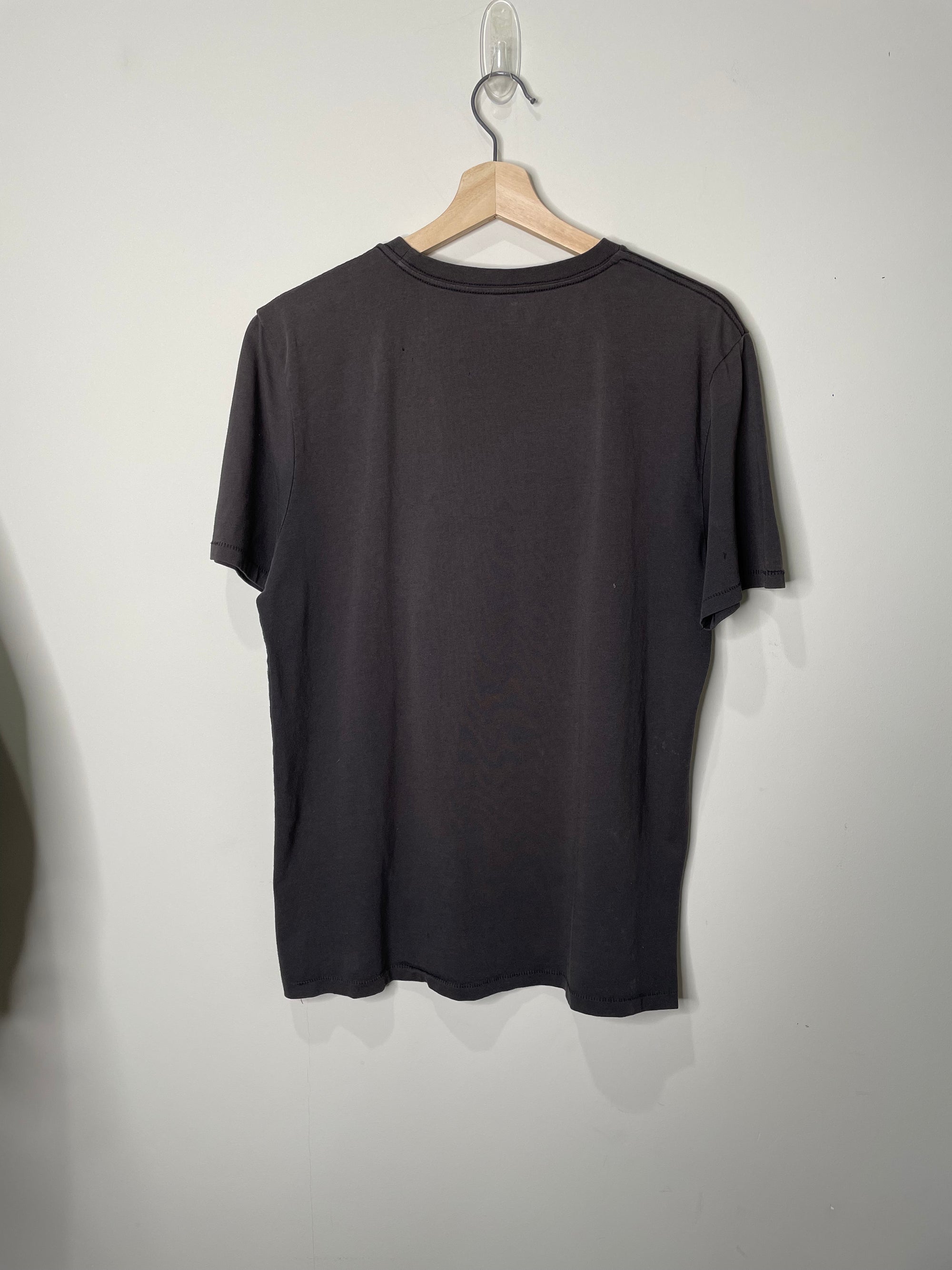 Vintage Faded Black Single Stitched Pocket Tee (M)