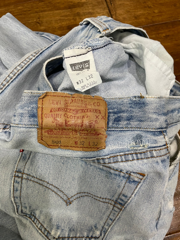 1990s Levi’s Faded Blue 501 Released Hem (29X31)