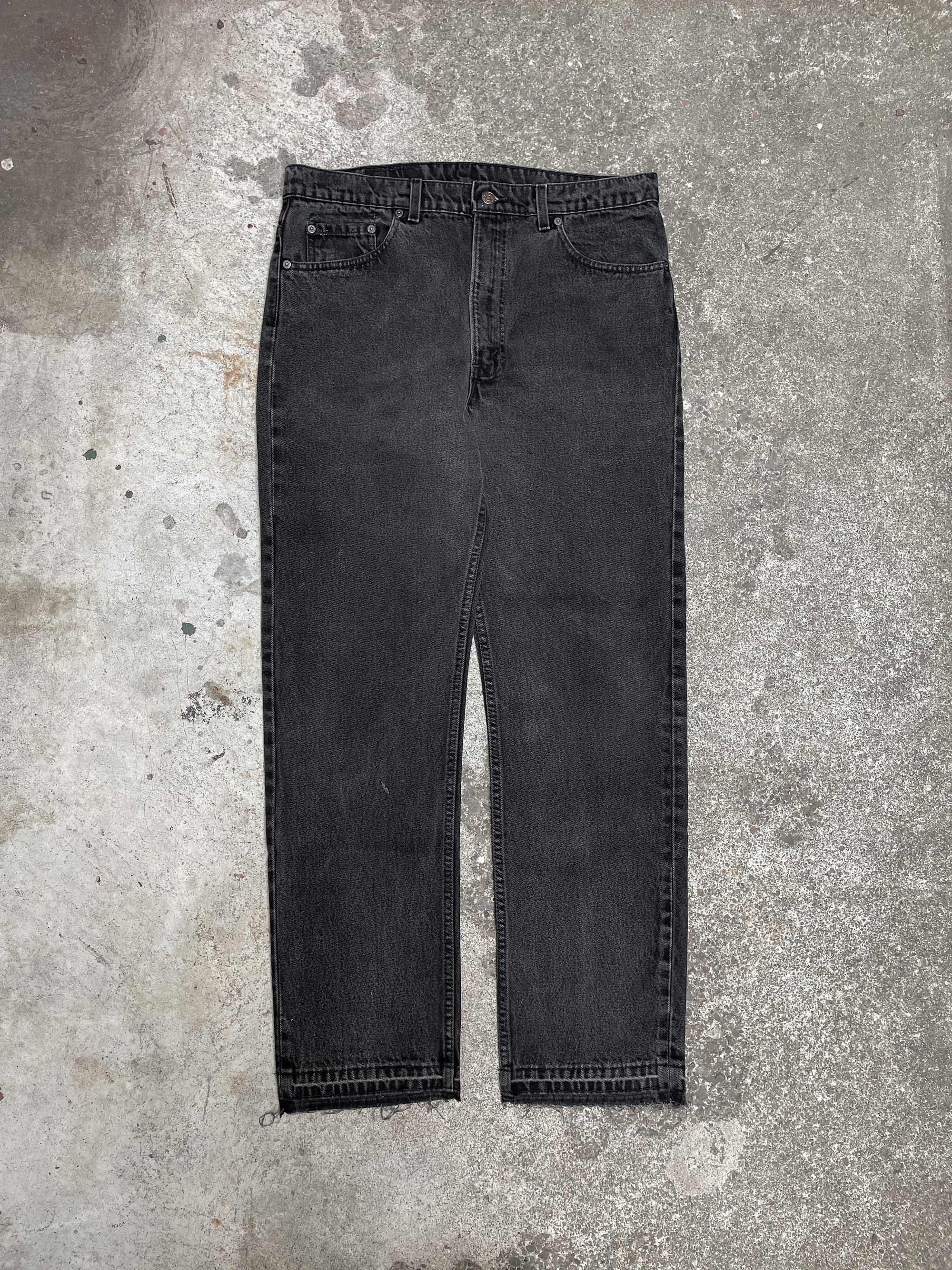 1990s Levi’s Faded Black 505 Released Hem (36X31)