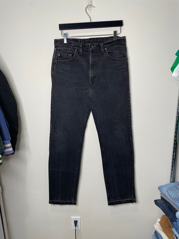 1990s Levi’s Faded Black 505 Released Hem (32X31)