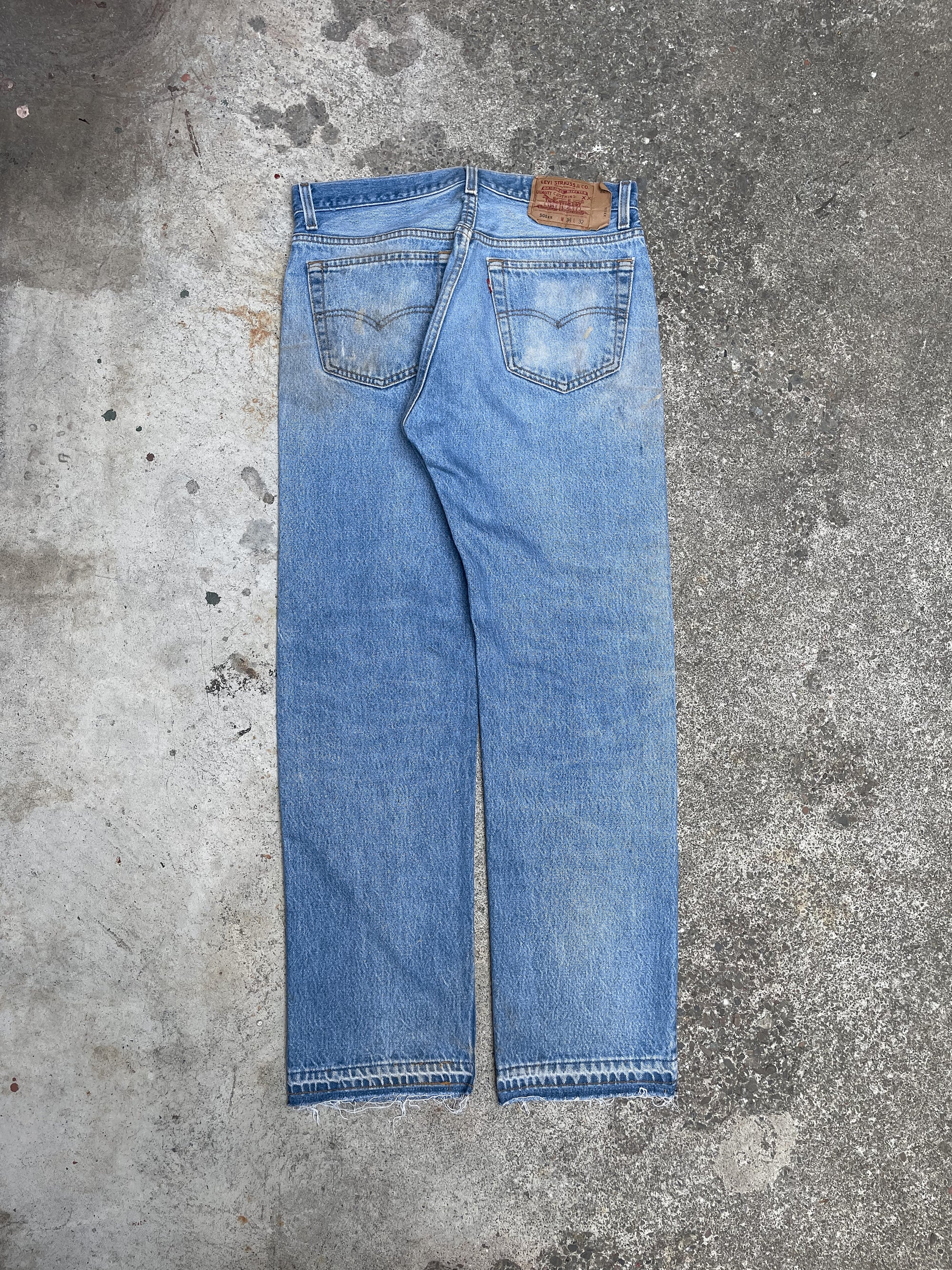 1990s Levi’s Painted Faded Dirty Blue 501XX Released Hem (31X29)