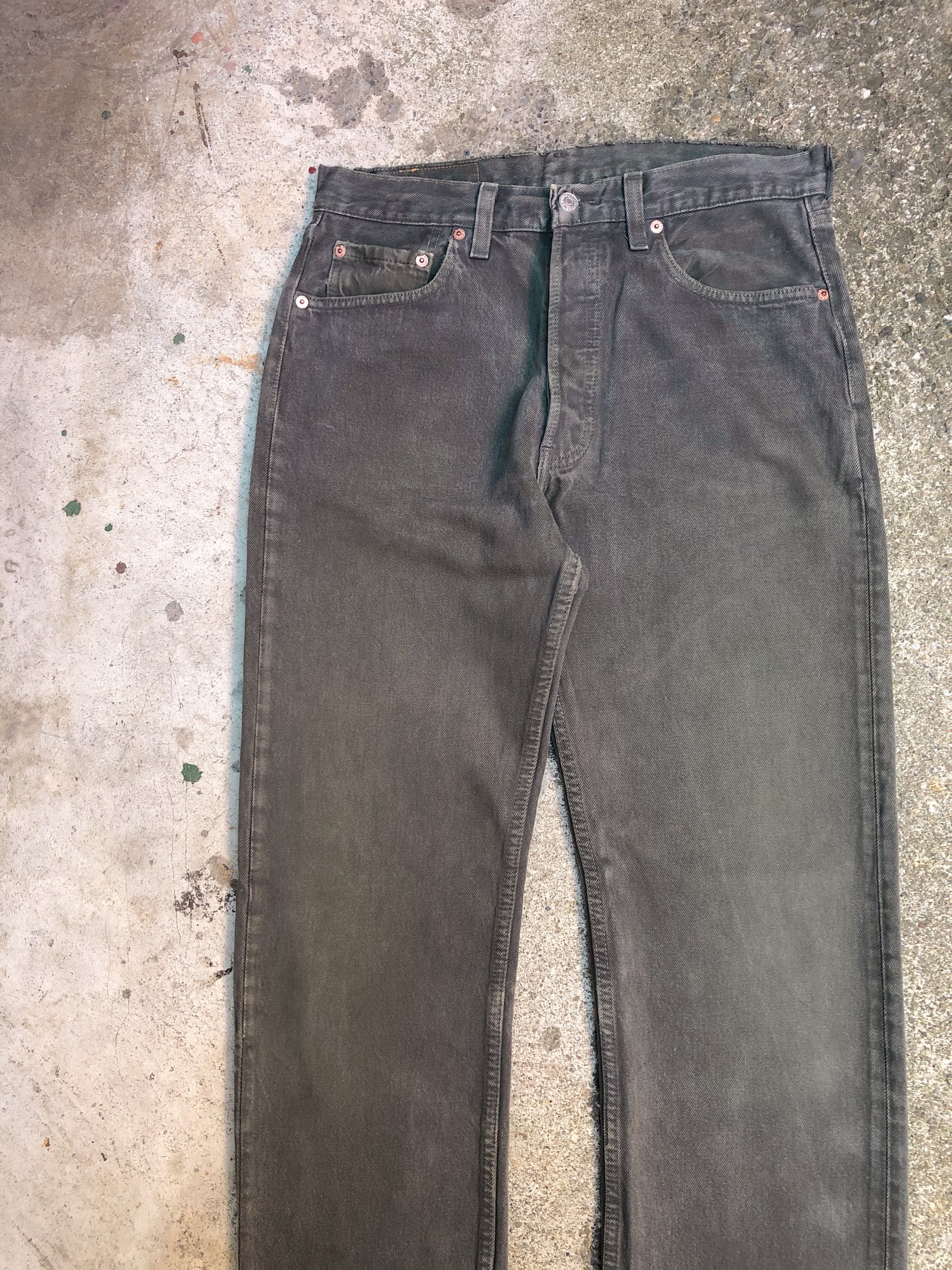 1990s Levis Faded Sage Green 501 (31X32)