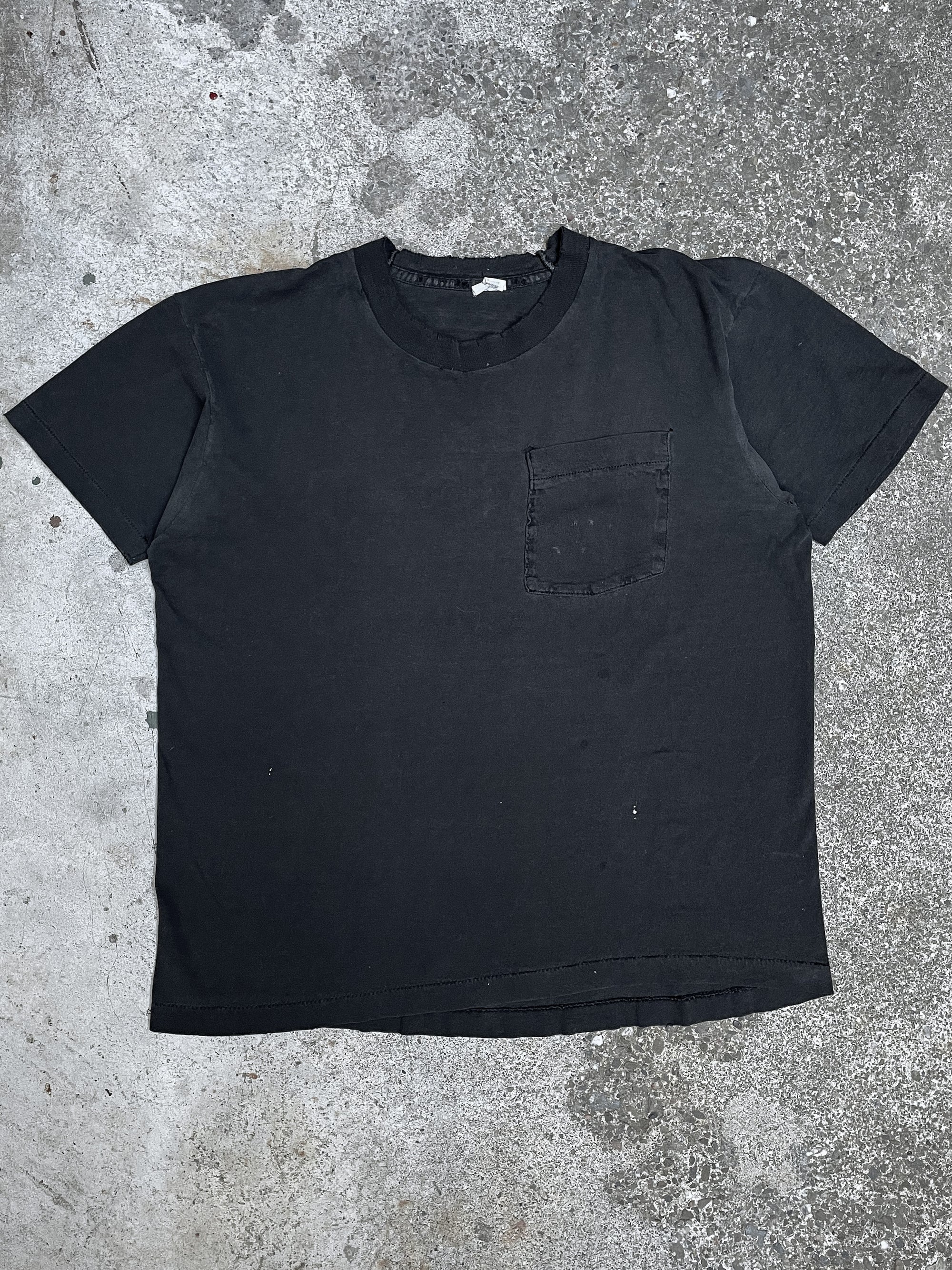 1980s Distressed Faded Black Single Stitched Blank Selvedge Pocket Tee