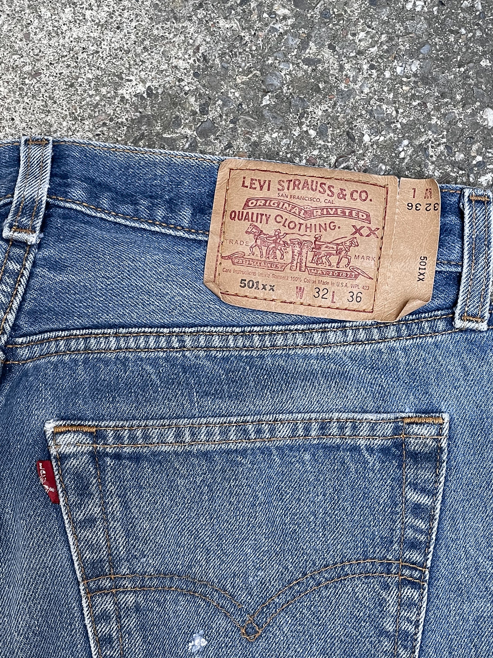 1990s Levi’s Faded Blue 501XX (30X32)