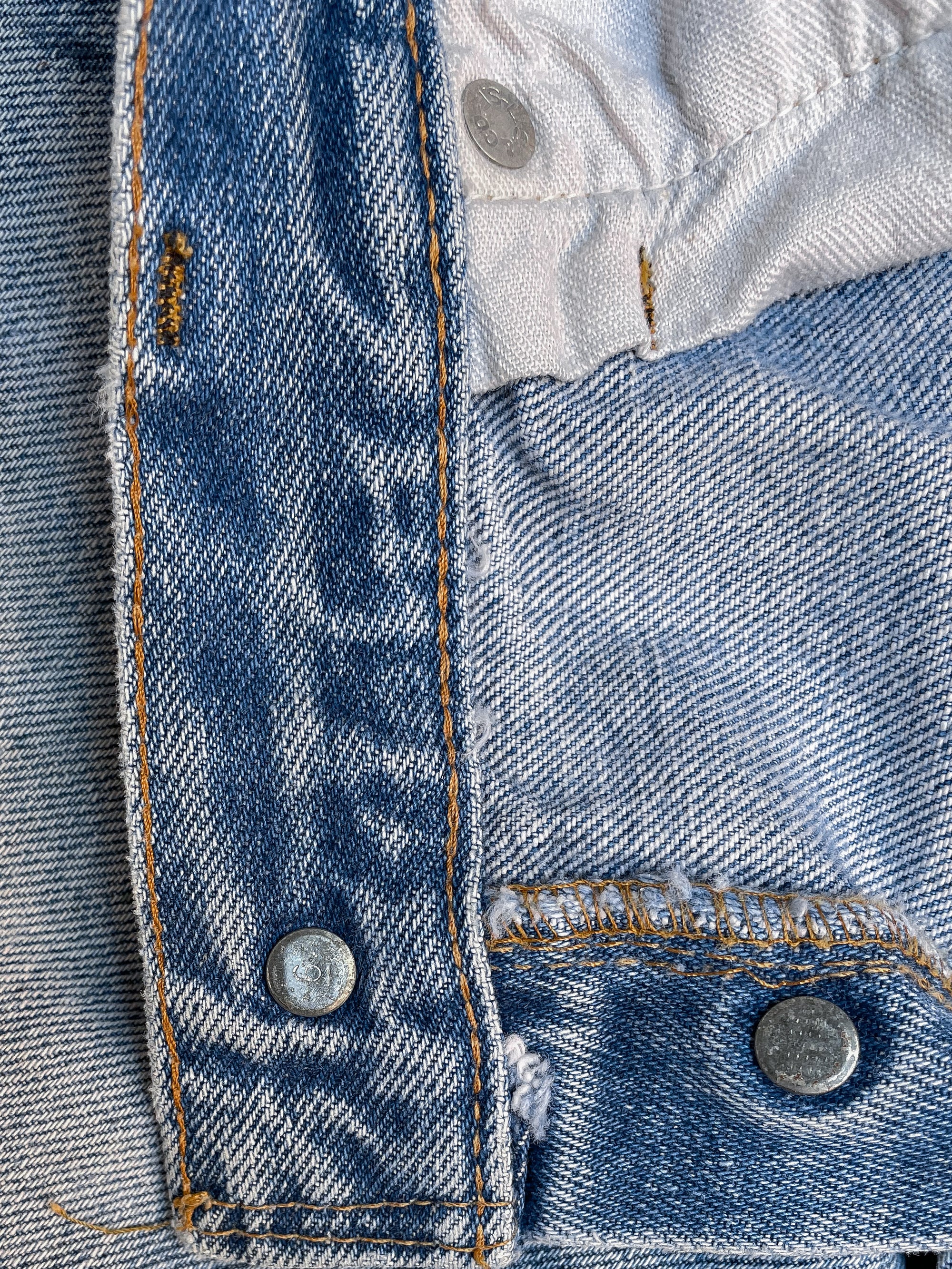 1970s Levi’s Repaired Faded Blue 501 Selvedge (33X31)