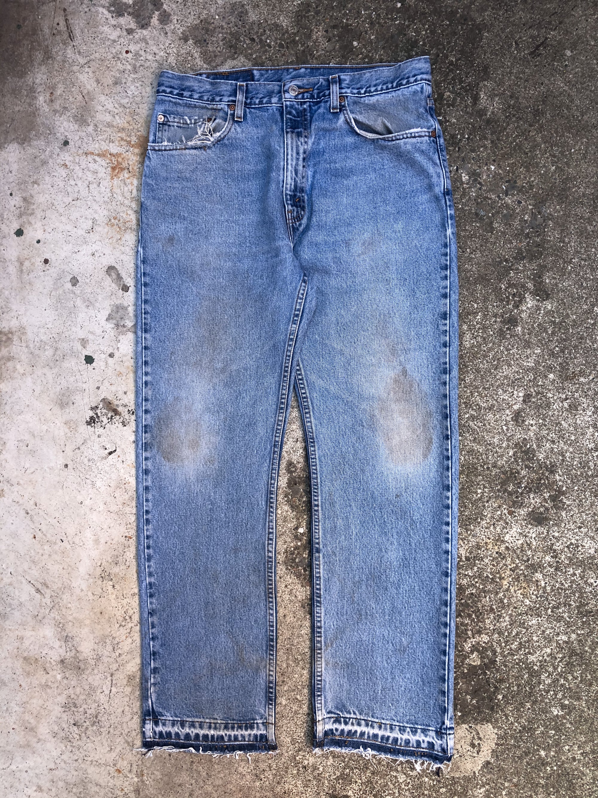 1990s Levis Faded Blue 505 Released Hem (33X30)