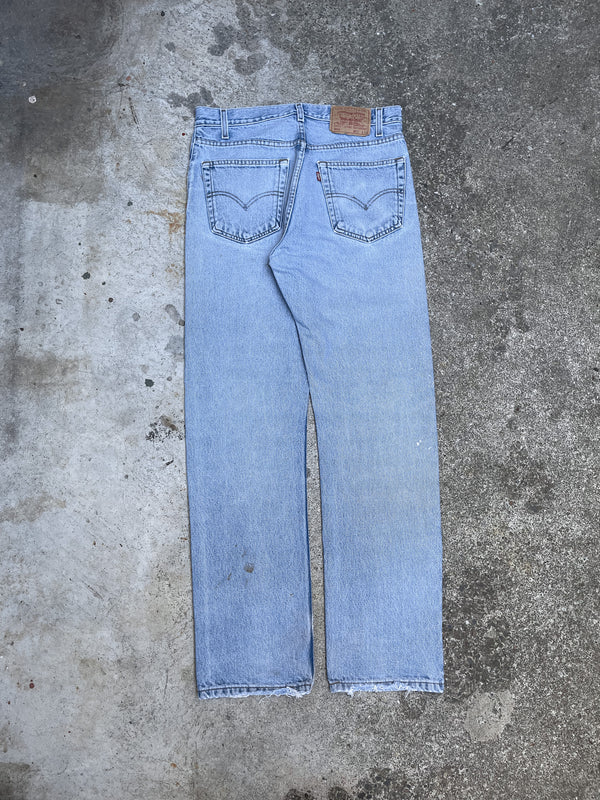 Vintage Levi’s Faded Blue 505 (32X31)