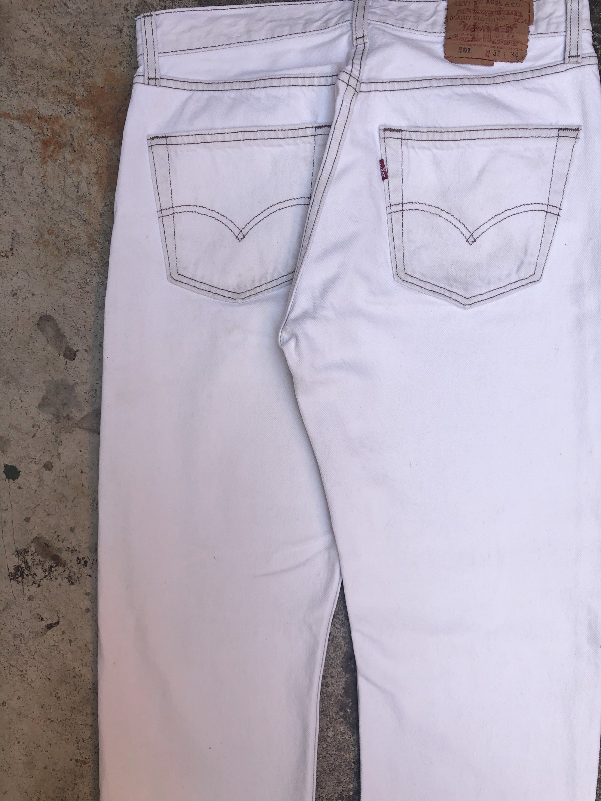 1990s Levis Dirty White 501 (30X33)