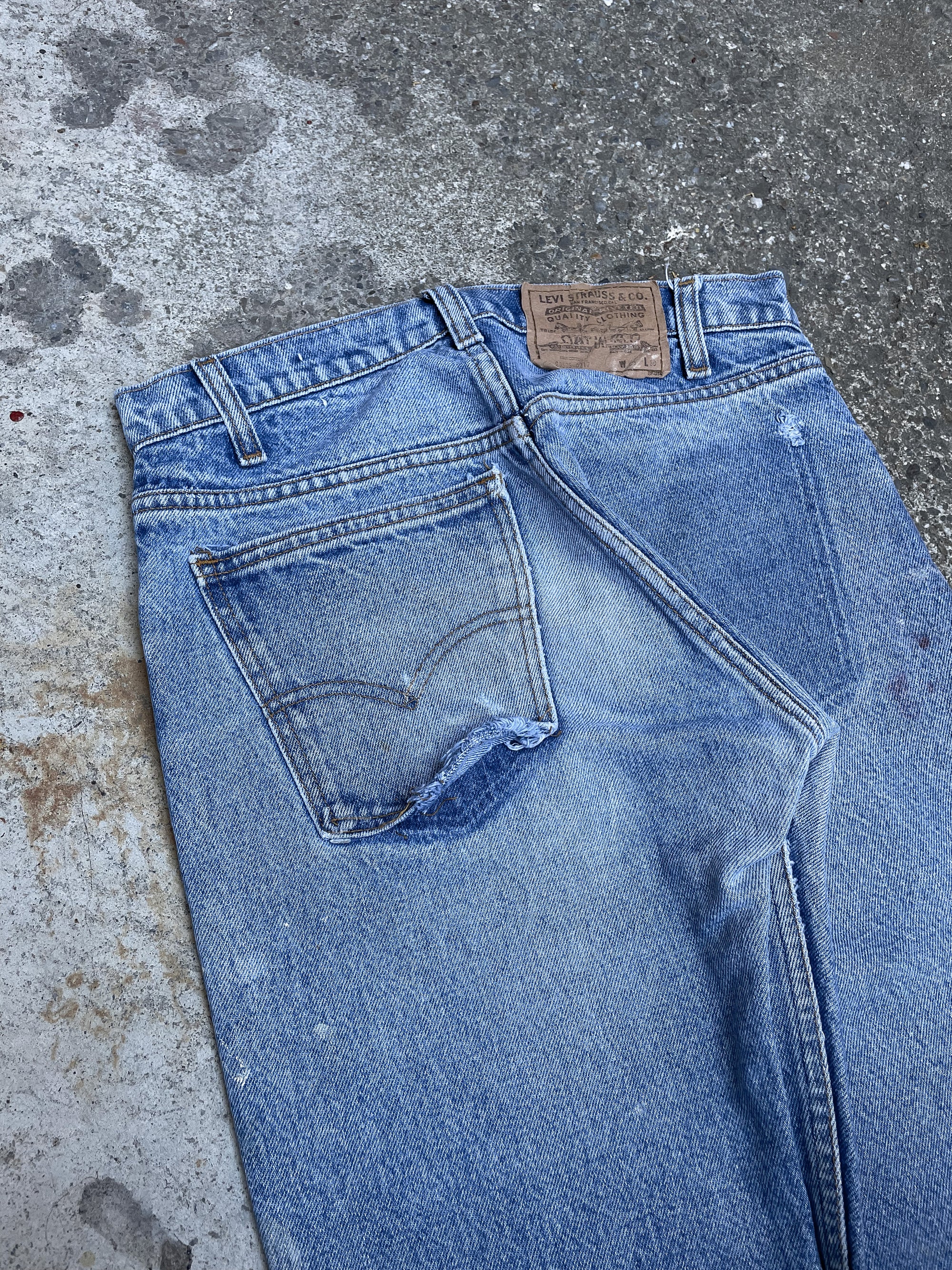 1980s Levi’s Painted Faded Blue 505 Released Hem (28X30)