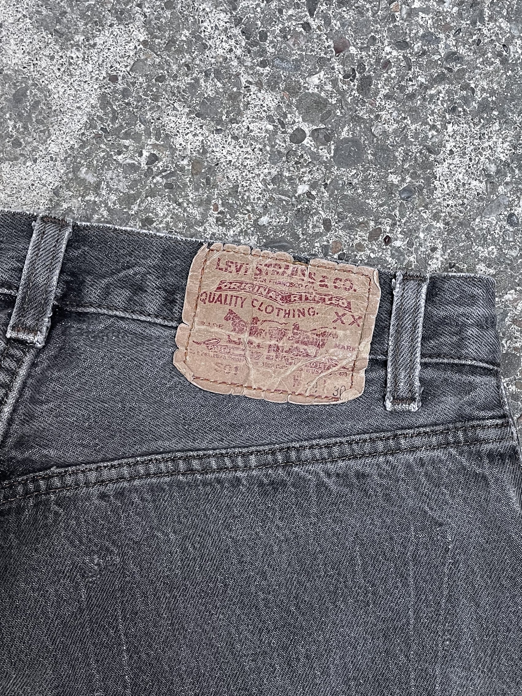 1980s/90s Levi’s Faded Grey 501 Released Hem (28X29)