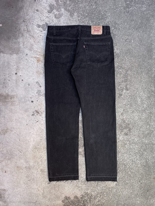 Vintage Levi’s Black 505 Released Hem (36X32)