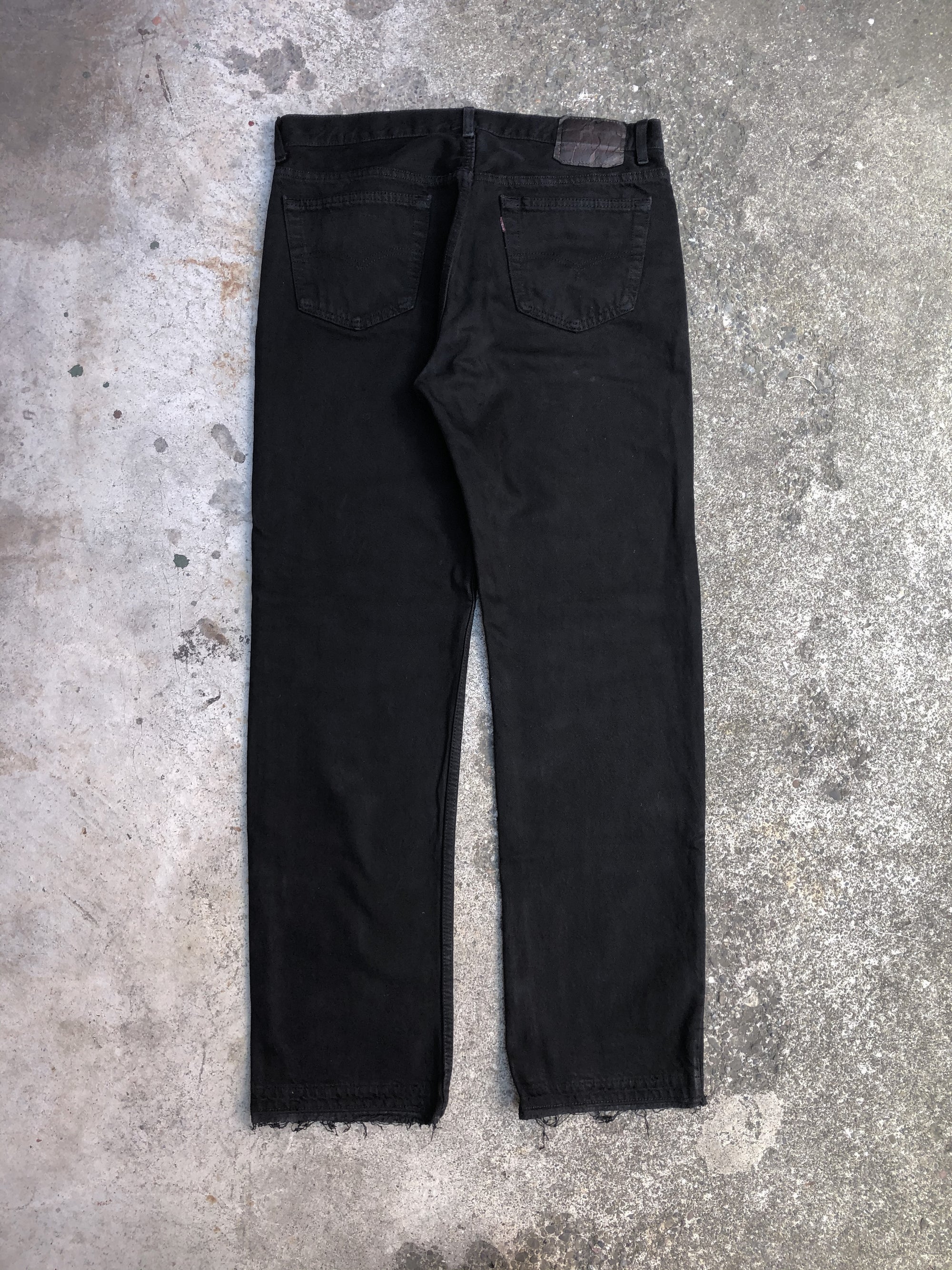 1990s Levis Black Overdye 501 Released Hem (34X31)