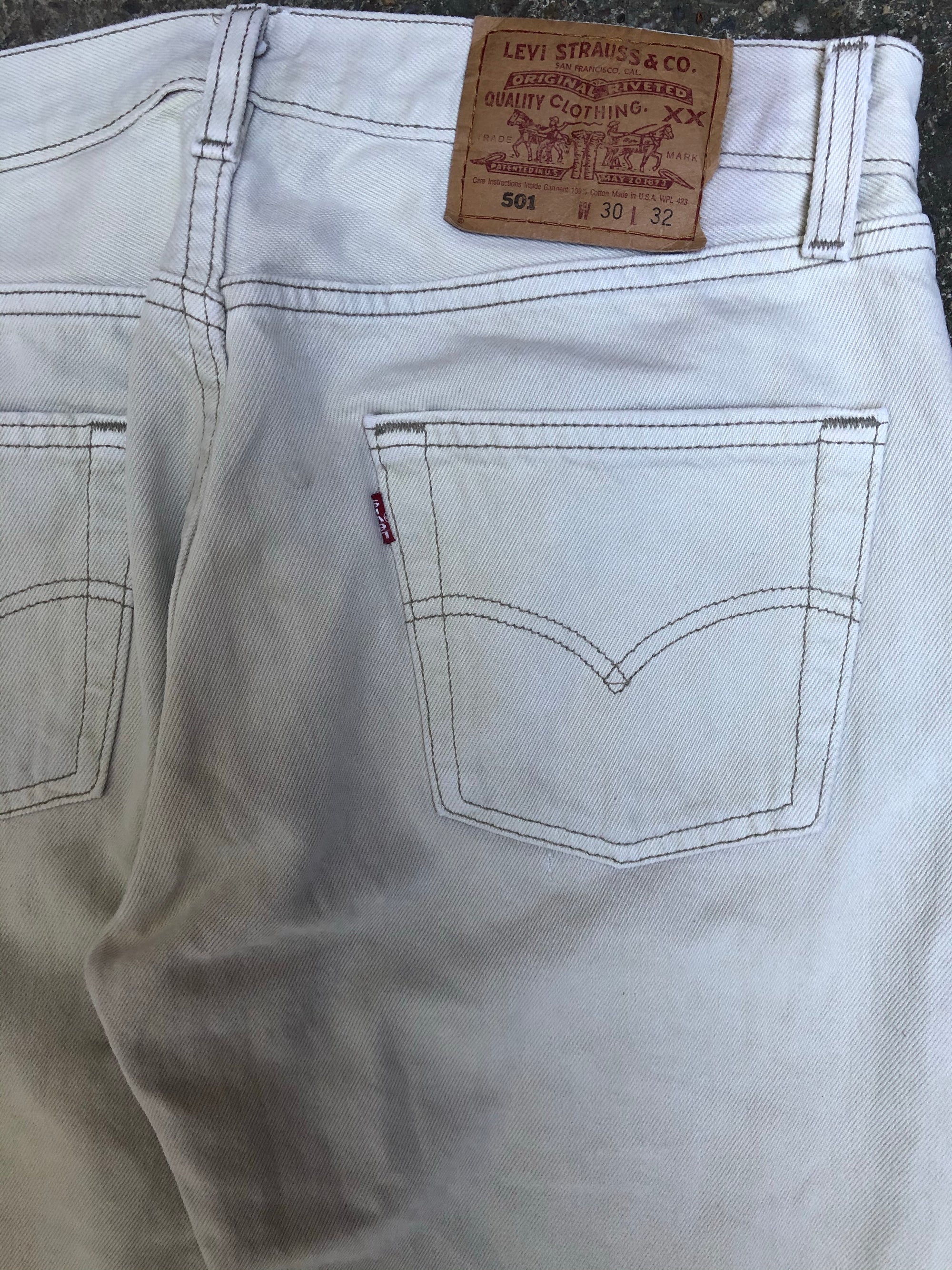 1990s Levis Cream 501 (30X31)