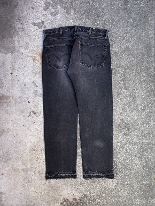 Vintage Levi’s Faded Black 501 Released Hem (36X32)